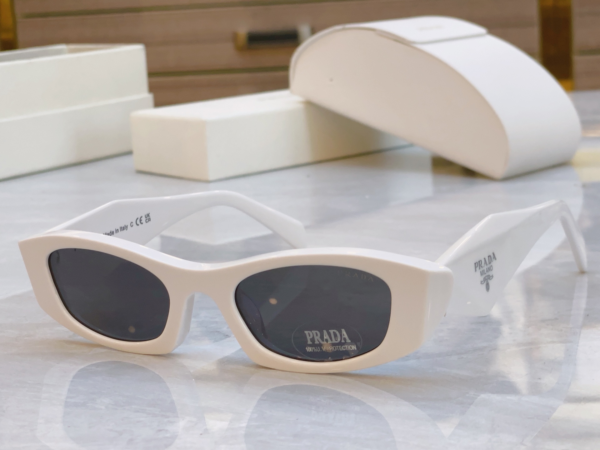 ，【PRAD*】普拉*达新款太阳镜🕶️，MODEL：OPRB16S，SIZE：54口20-145
