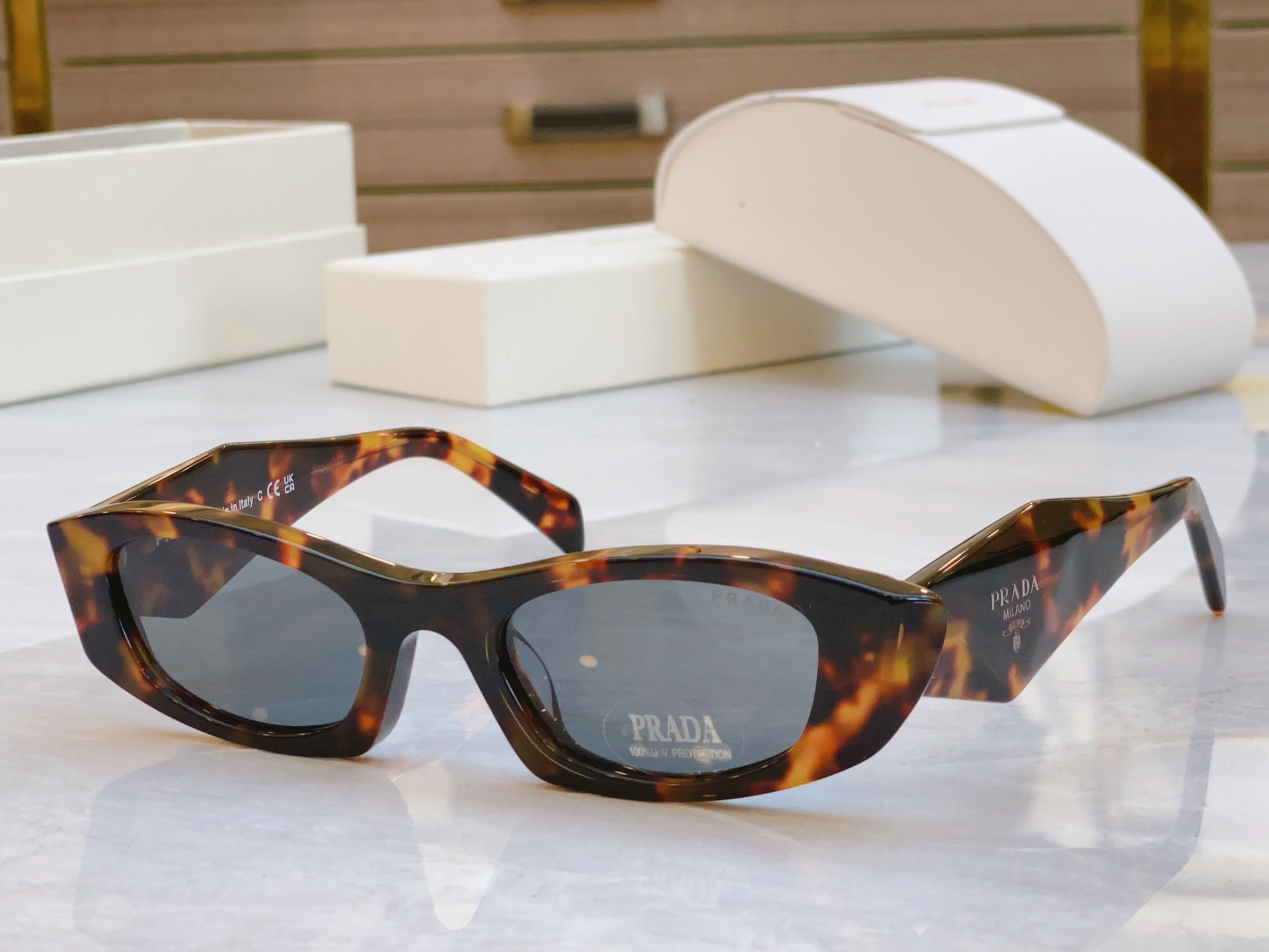 ，【PRAD*】普拉*达新款太阳镜🕶️，MODEL：OPRB16S，SIZE：54口20-145