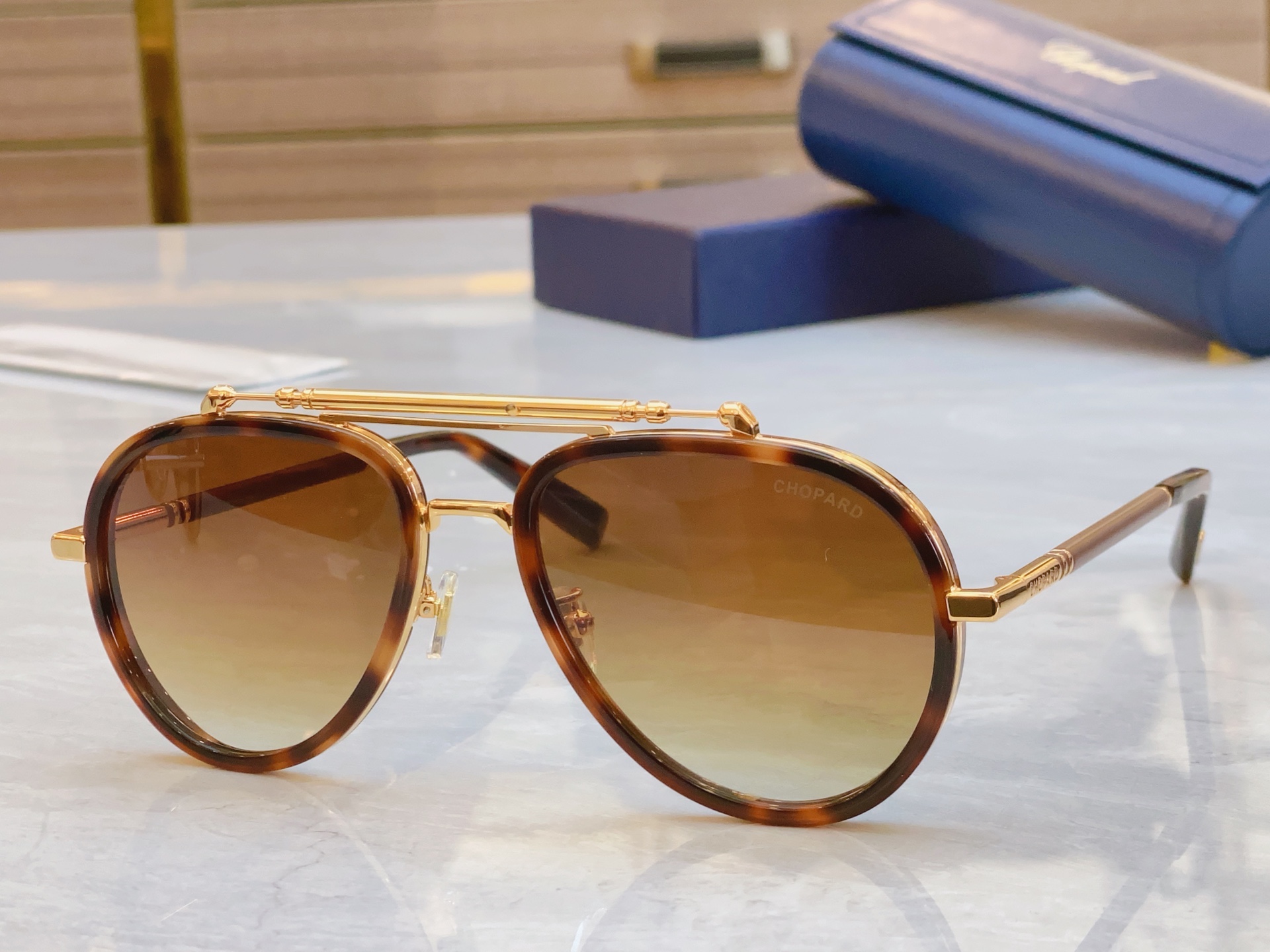 ，【ChoPar*】肖*邦新款太阳镜，MODEL：SCHF24，SIZE：56口19-145