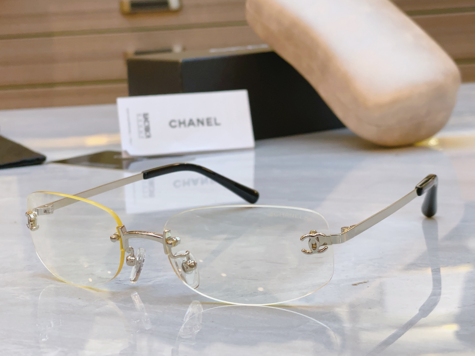 NO:257762,,【CHANE*】Chanel new sunglasses, MODELCH4002, SIZE54-mouth 18-glasses sunglasses, glasses, chanel, chanel19860909,【CHANE*】香奈儿新款太阳镜,MODELCH4002,SIZE54口18-眼镜墨镜太阳镜,眼镜,chanel,chanel,glasses