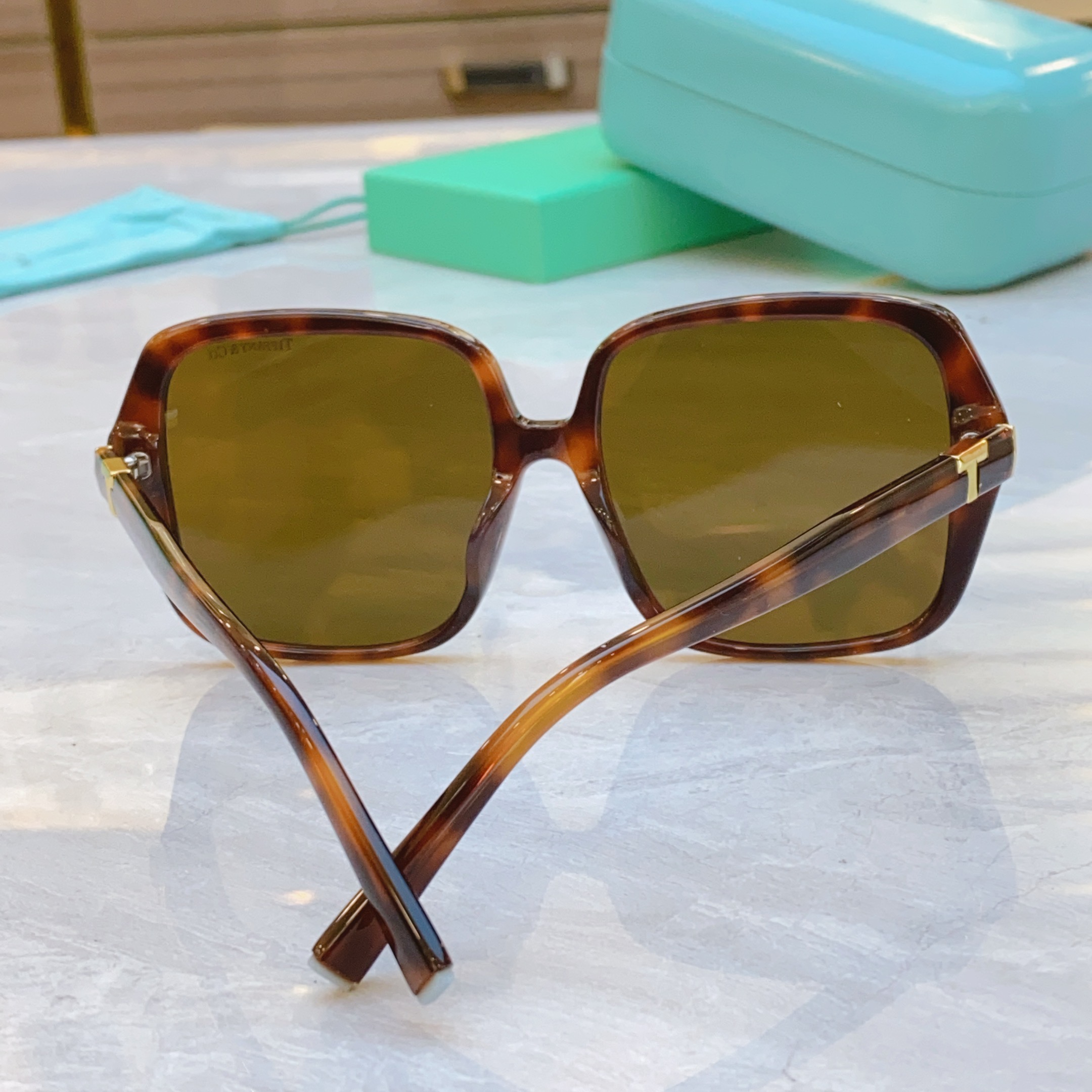 ，【Tiffany & Co.】蒂芙*尼新款太阳镜🕶️，Mod：TF4221D，Size：58口17-1