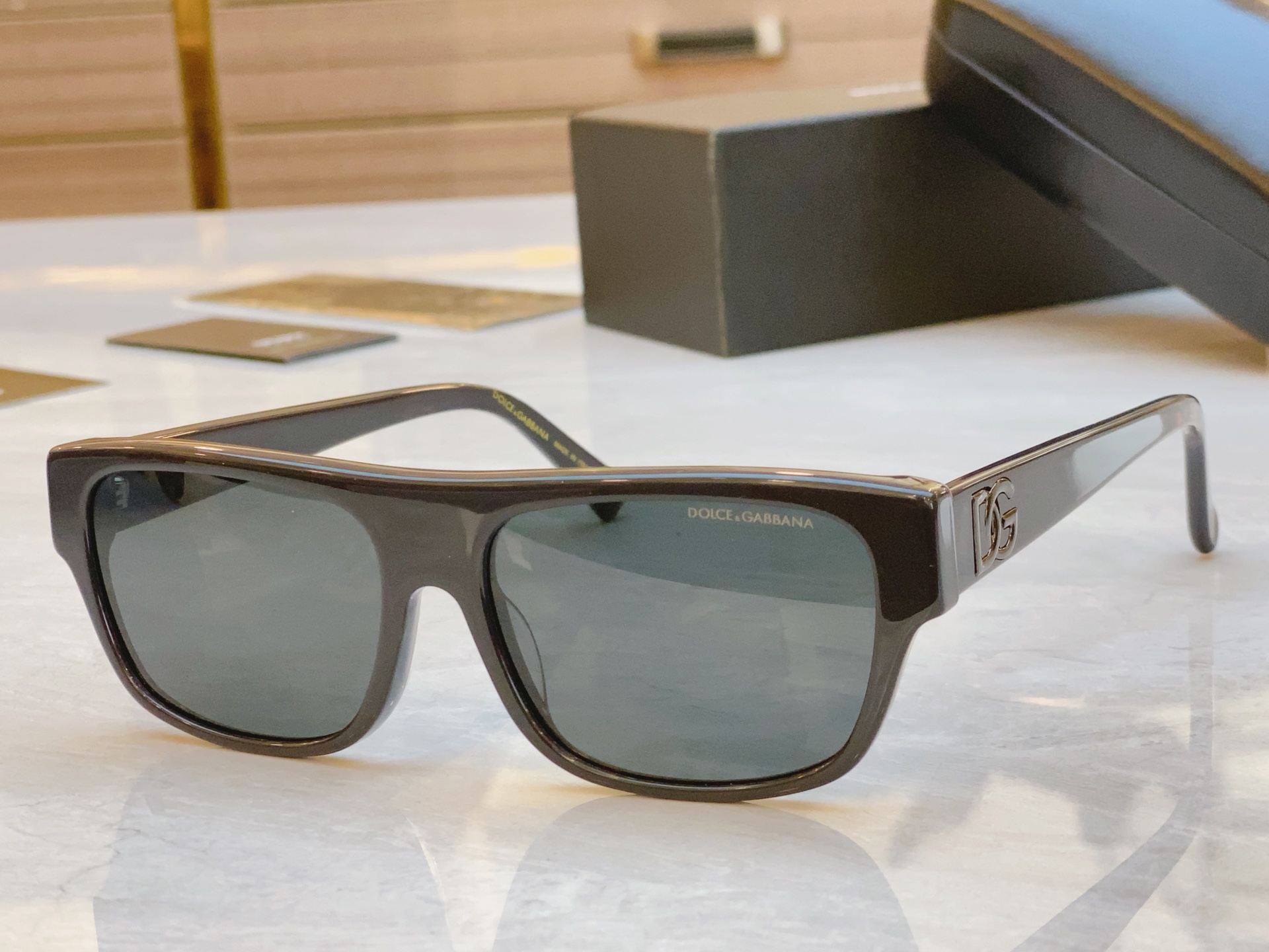 ，【DOLCE & GABBAN*】D*G新款太阳镜，MODEL：DG4417，SIZE：57口16-1