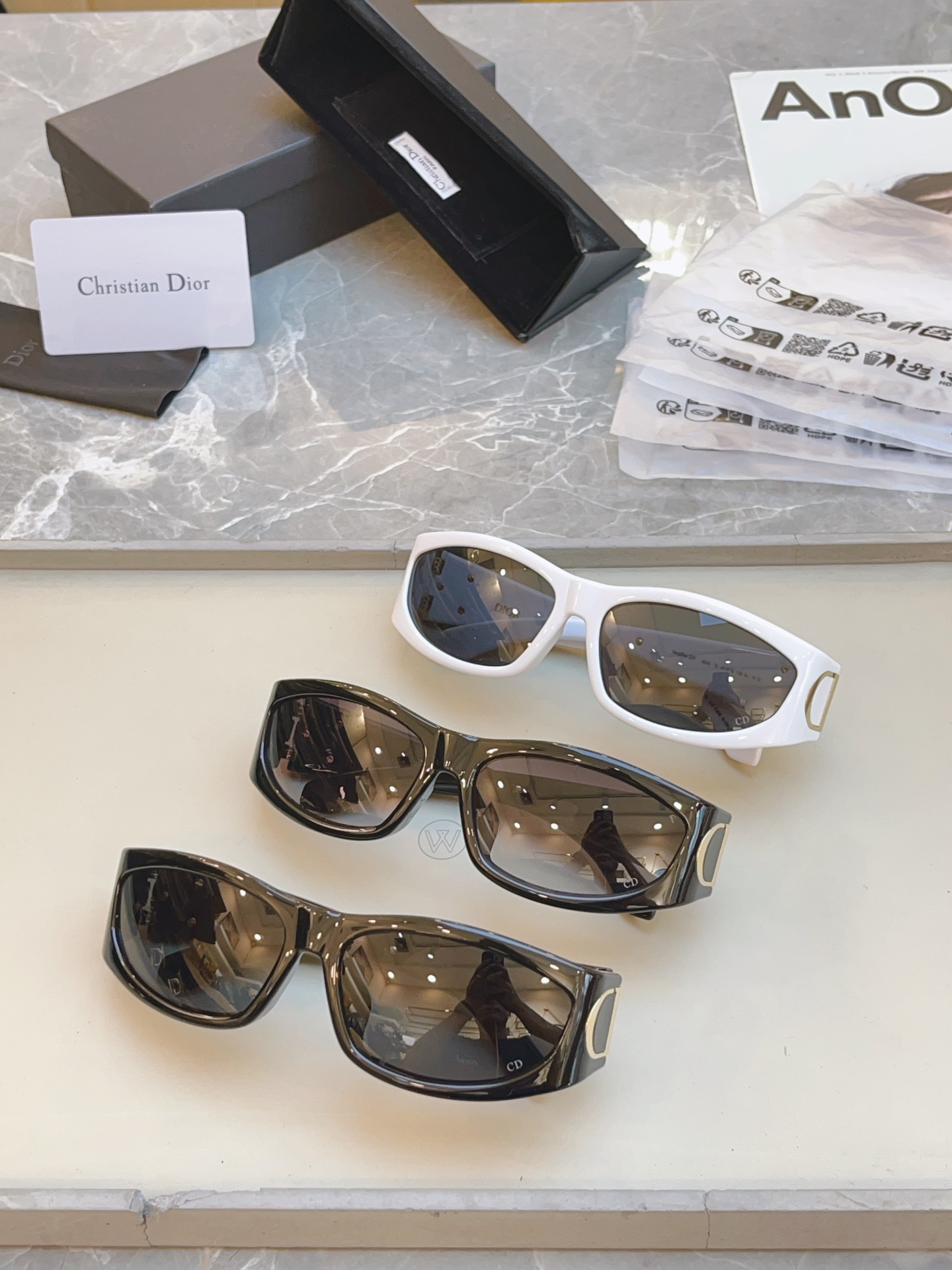 ，【DIO* 】迪*奥新款太阳镜🕶️，高版本✨，MODEL：VeryDior S3F，SIZE：61口1