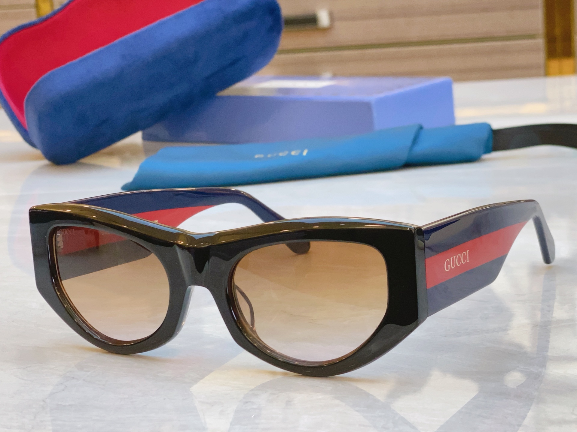 ，【GUCC*】古*驰新款太阳镜🕶️，MODEL：GG1651，SIZE53口21-145 