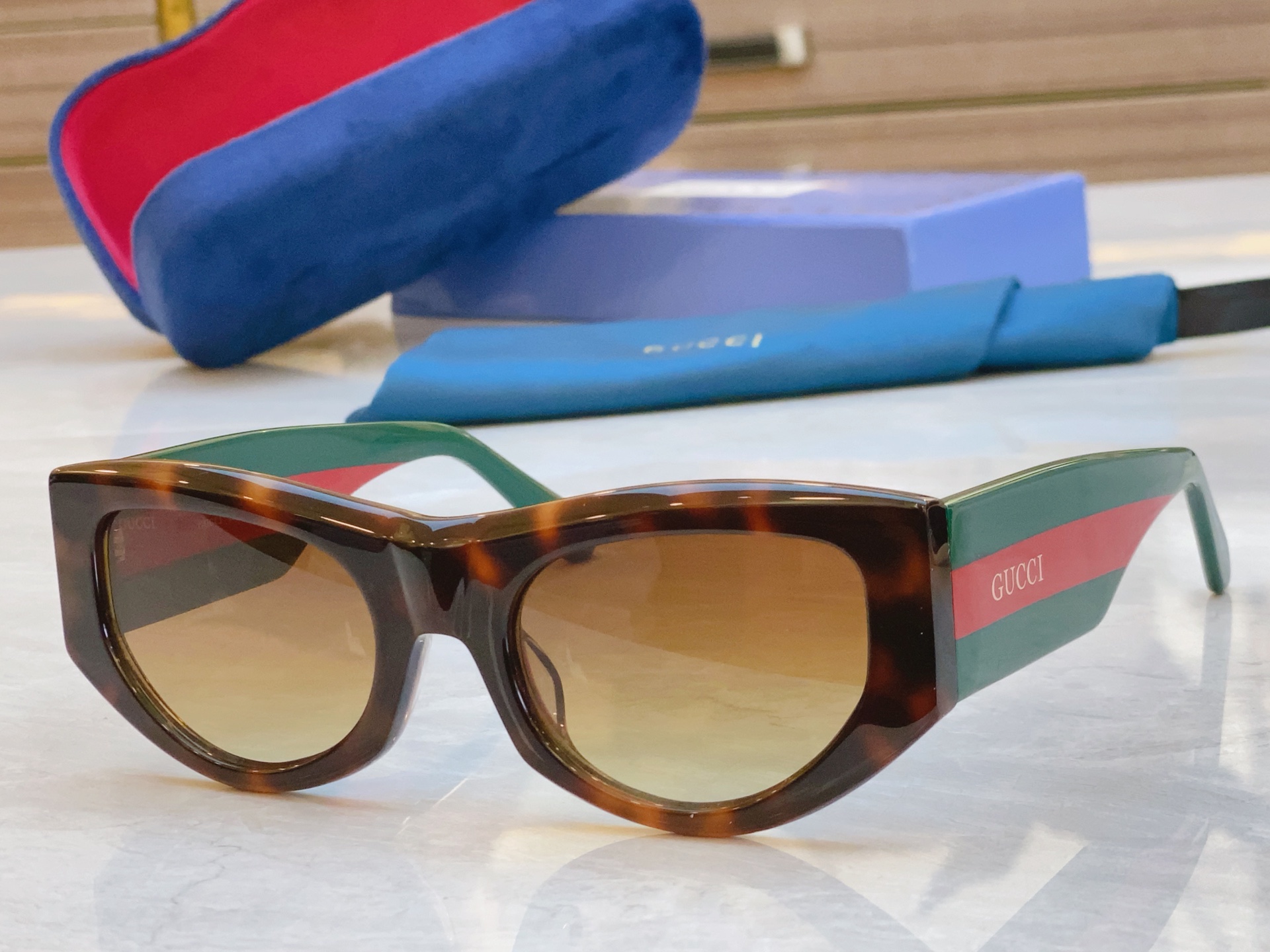 ，【GUCC*】古*驰新款太阳镜🕶️，MODEL：GG1651，SIZE53口21-145 