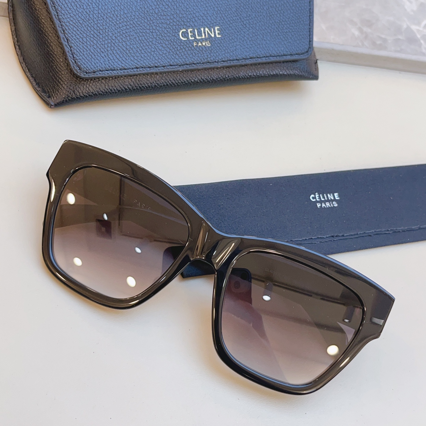 ，【CELIN*】赛*琳新款太阳镜， MODELCL40253I ，不带鼻托款✨，SIZE 55口18-