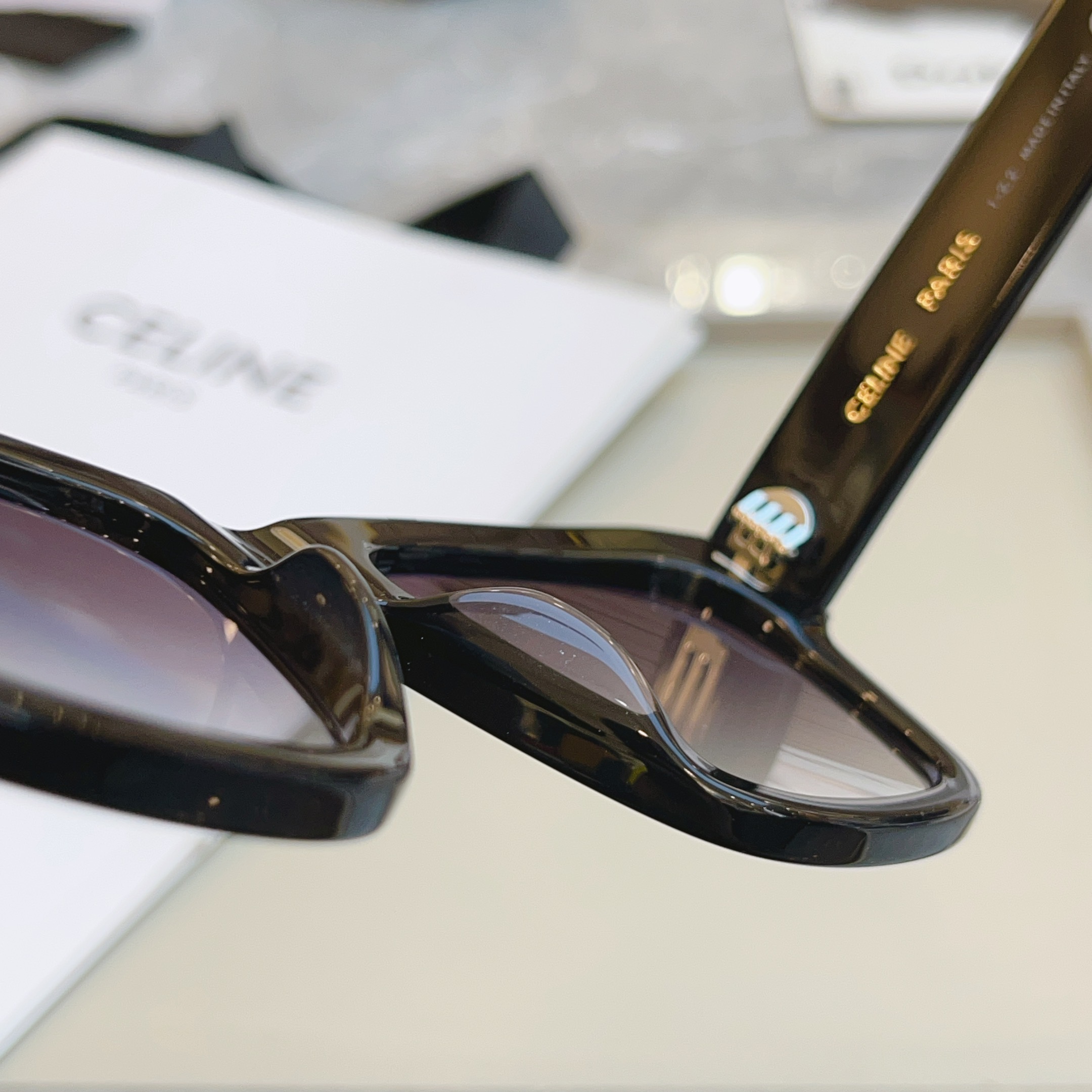 ，【CELIN*】赛*琳新款太阳镜， MODELCL40253I ，不带鼻托款✨，SIZE 55口18-