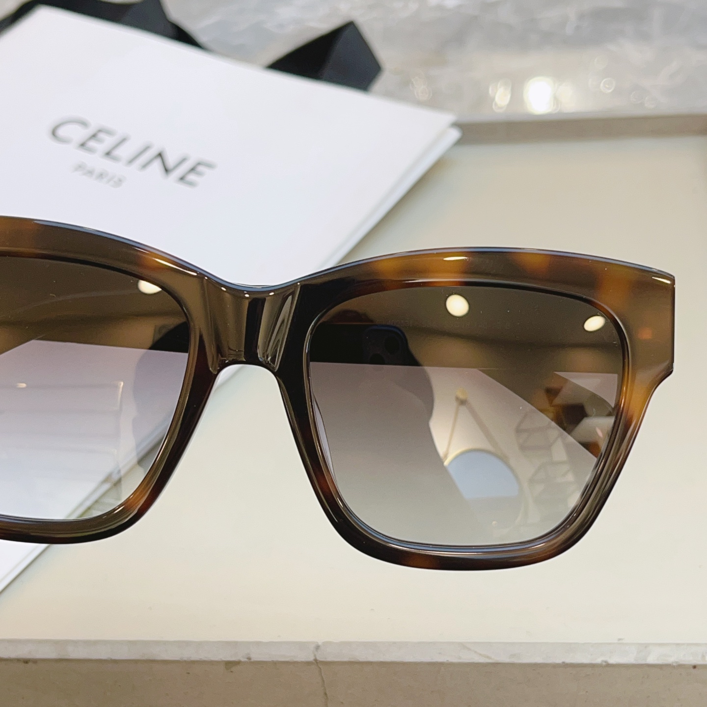 ，【CELIN*】赛*琳新款太阳镜， MODELCL40253I ，不带鼻托款✨，SIZE 55口18-