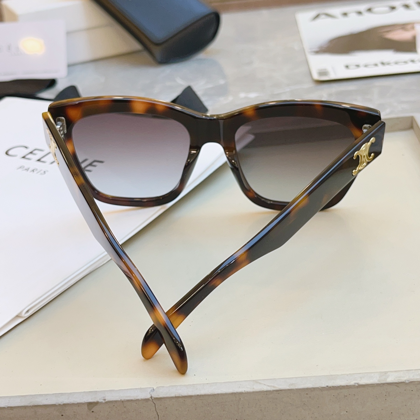 ，【CELIN*】赛*琳新款太阳镜， MODELCL40253I ，不带鼻托款✨，SIZE 55口18-