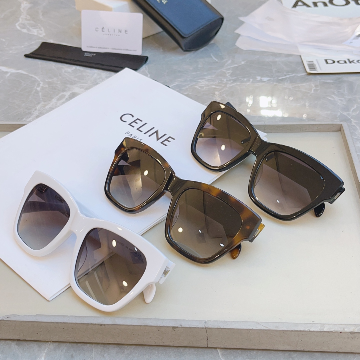 ，【CELIN*】赛*琳新款太阳镜， MODELCL40253I ，不带鼻托款✨，SIZE 55口18-