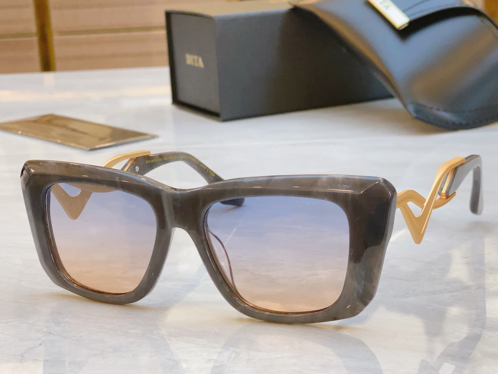 ，【DIT*】蒂*塔新款太阳镜🕶️，MODEL：DTS788，SIZE：53口17-145