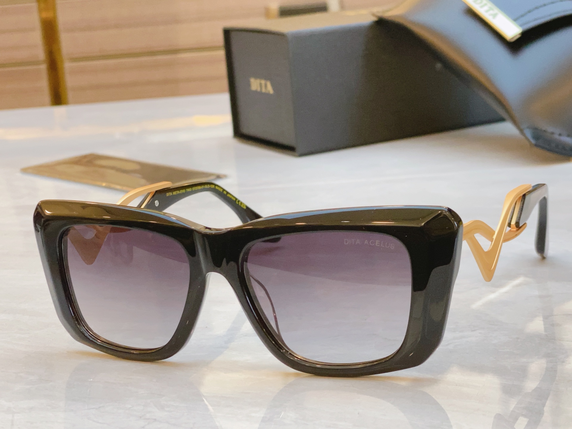 ，【DIT*】蒂*塔新款太阳镜🕶️，MODEL：DTS788，SIZE：53口17-145