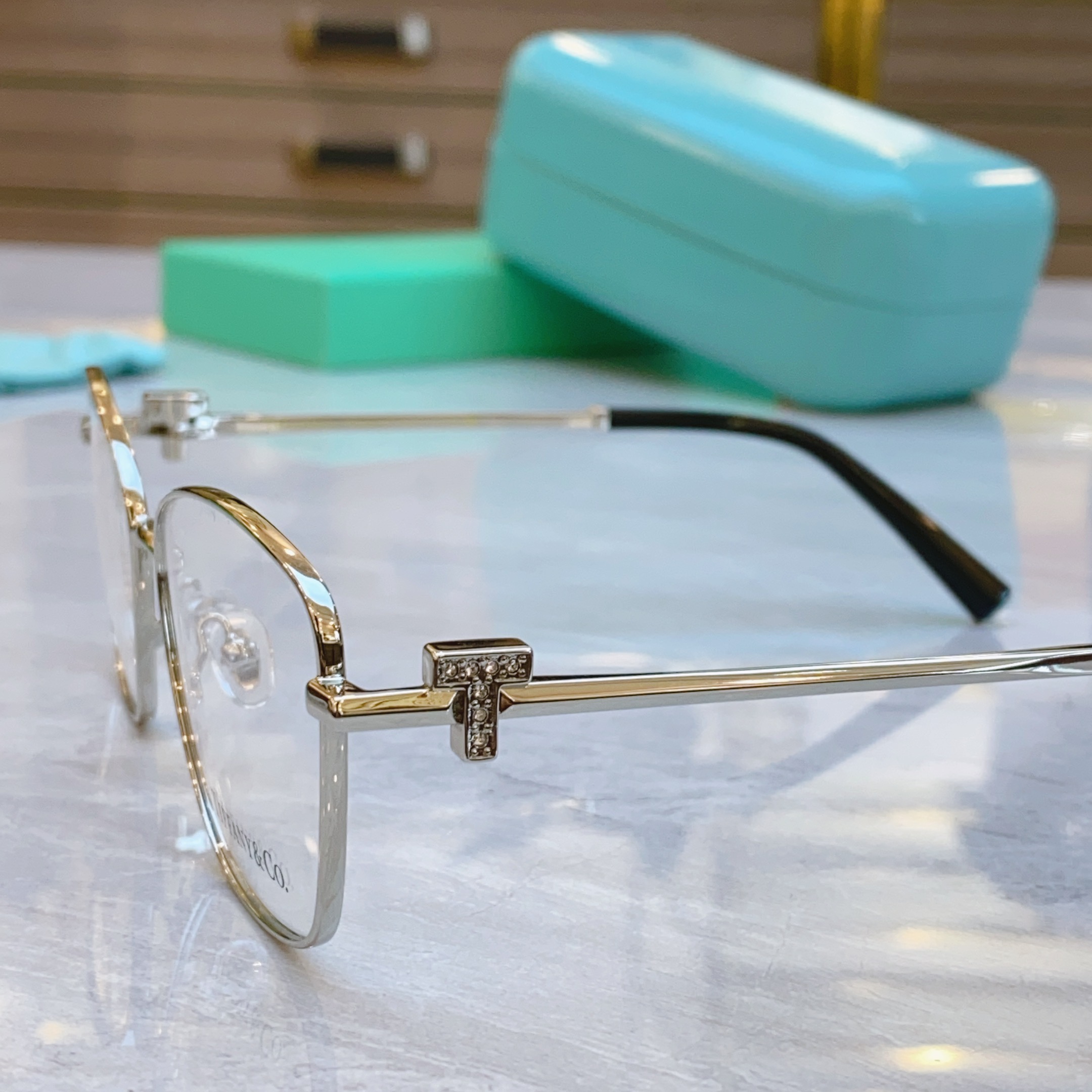 ，【Tiffany & Co.】蒂芙*尼新款眼镜架，Mod：TF1160B，Size：58口17-140