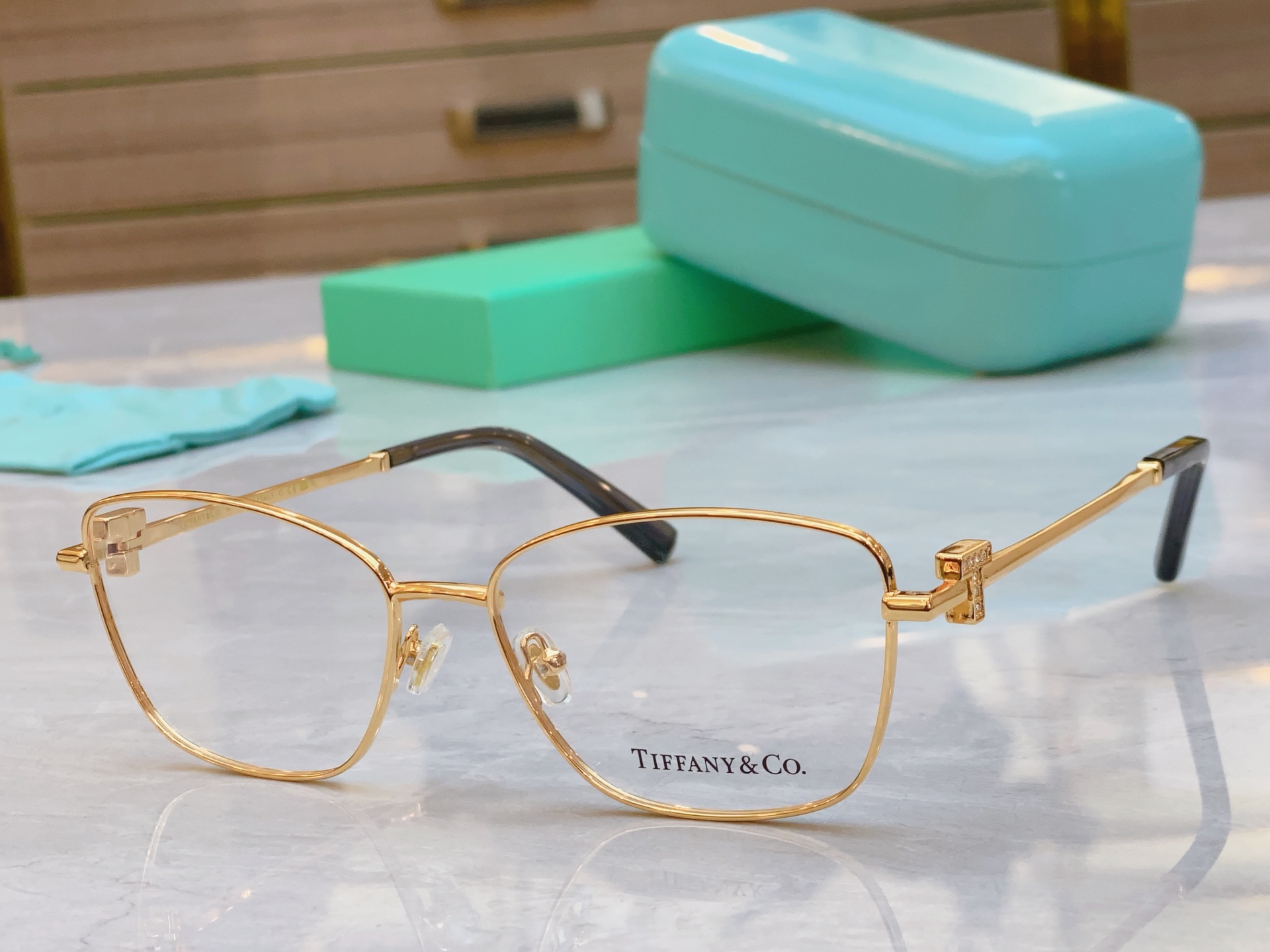 ，【Tiffany & Co.】蒂芙*尼新款眼镜架，Mod：TF1160B，Size：58口17-140