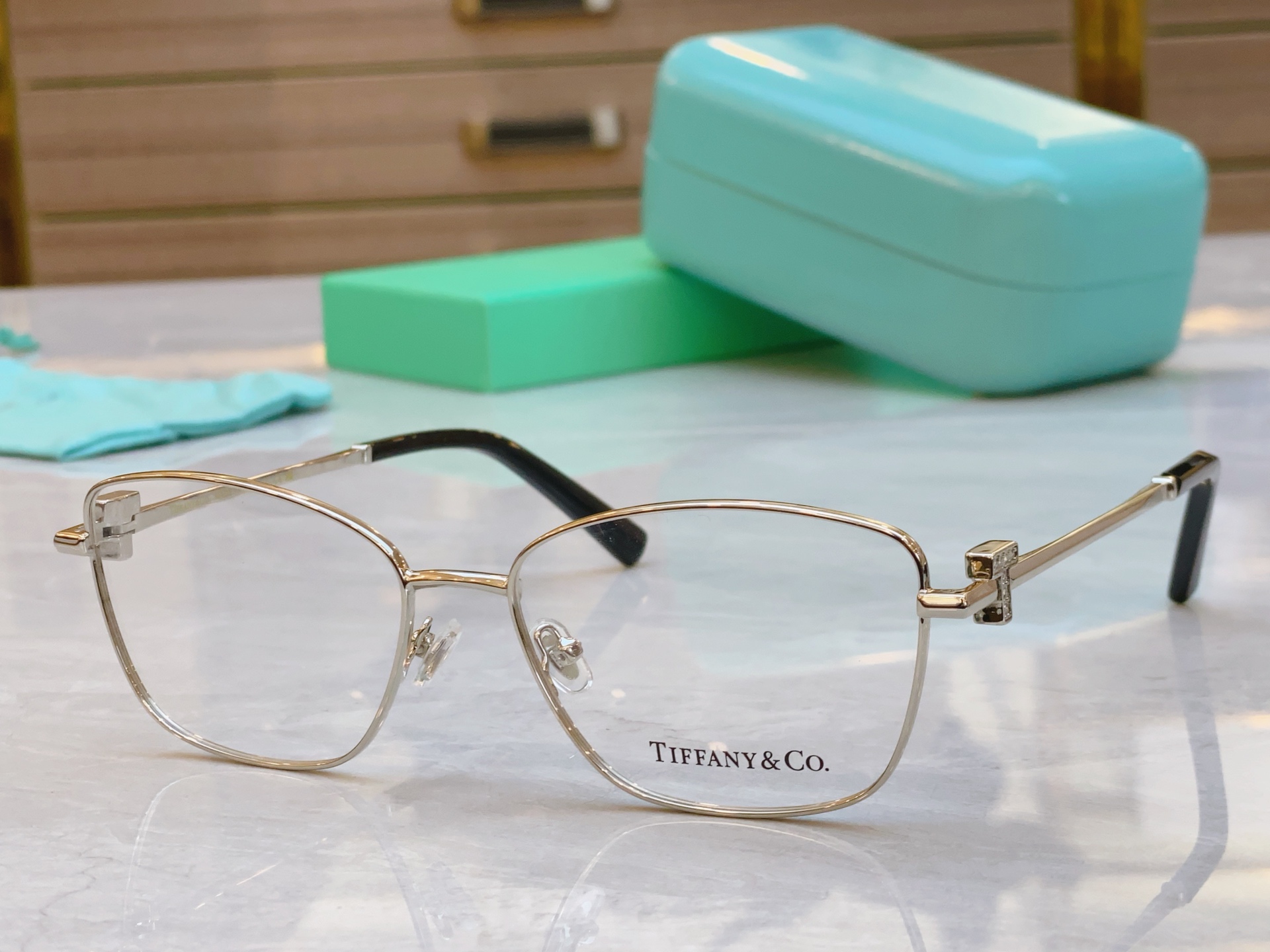 ，【Tiffany & Co.】蒂芙*尼新款眼镜架，Mod：TF1160B，Size：58口17-140