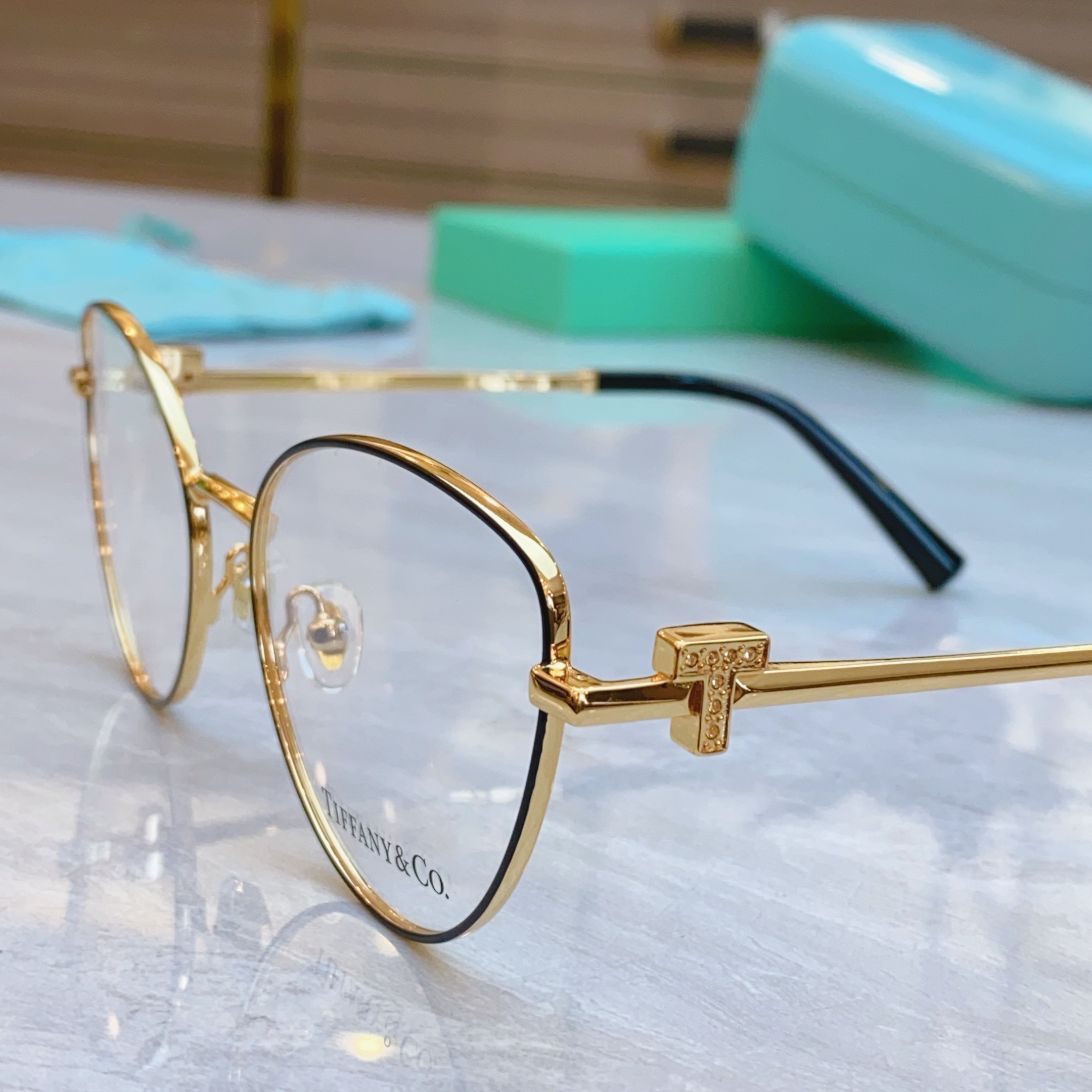 ，【Tiffany & Co.】蒂芙*尼新款眼镜架，Mod：TF1159B，Size：57口18-140