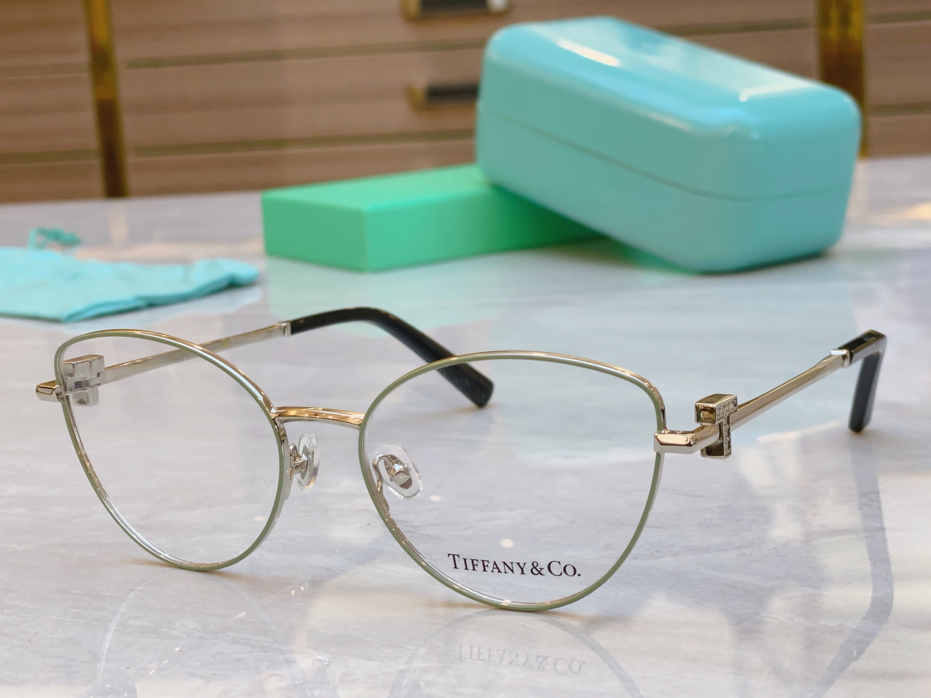 ，【Tiffany & Co.】蒂芙*尼新款眼镜架，Mod：TF1159B，Size：57口18-140