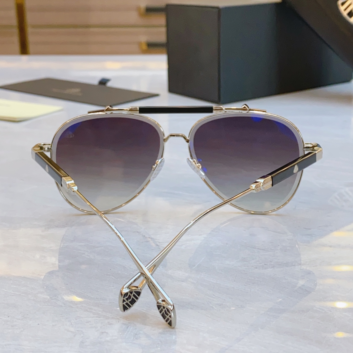 ，【MAYBAC*】迈巴*赫新款太阳镜🕶️🕶️，MODELF7N-M7U-AK-Z127，SIZE：60