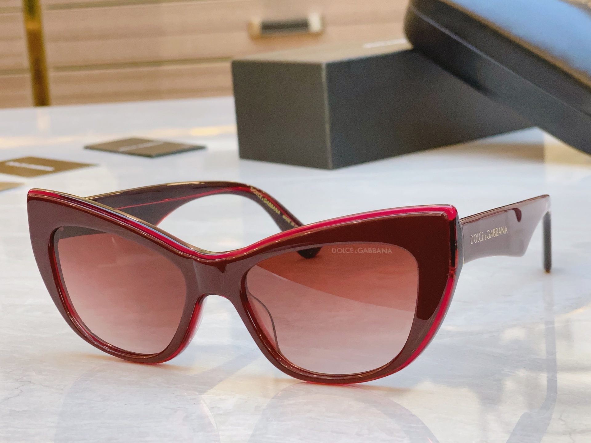，【DOLCE & GABBAN*】D*G新款太阳镜，MODEL：DG4417，SIZE：54口18-1