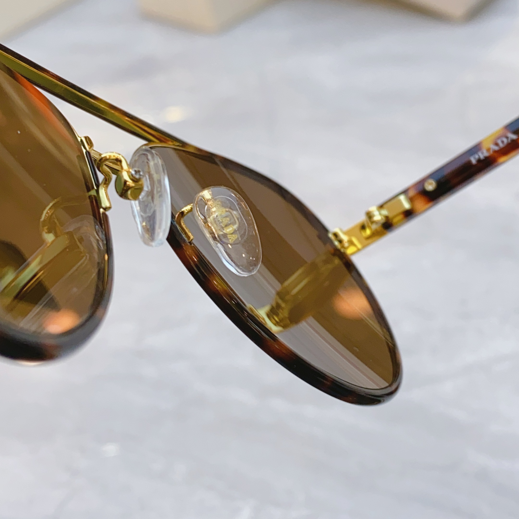 ，【PRAD*】普拉*达新款太阳镜，MODEL：PR B57S，SIZE：58口16-145