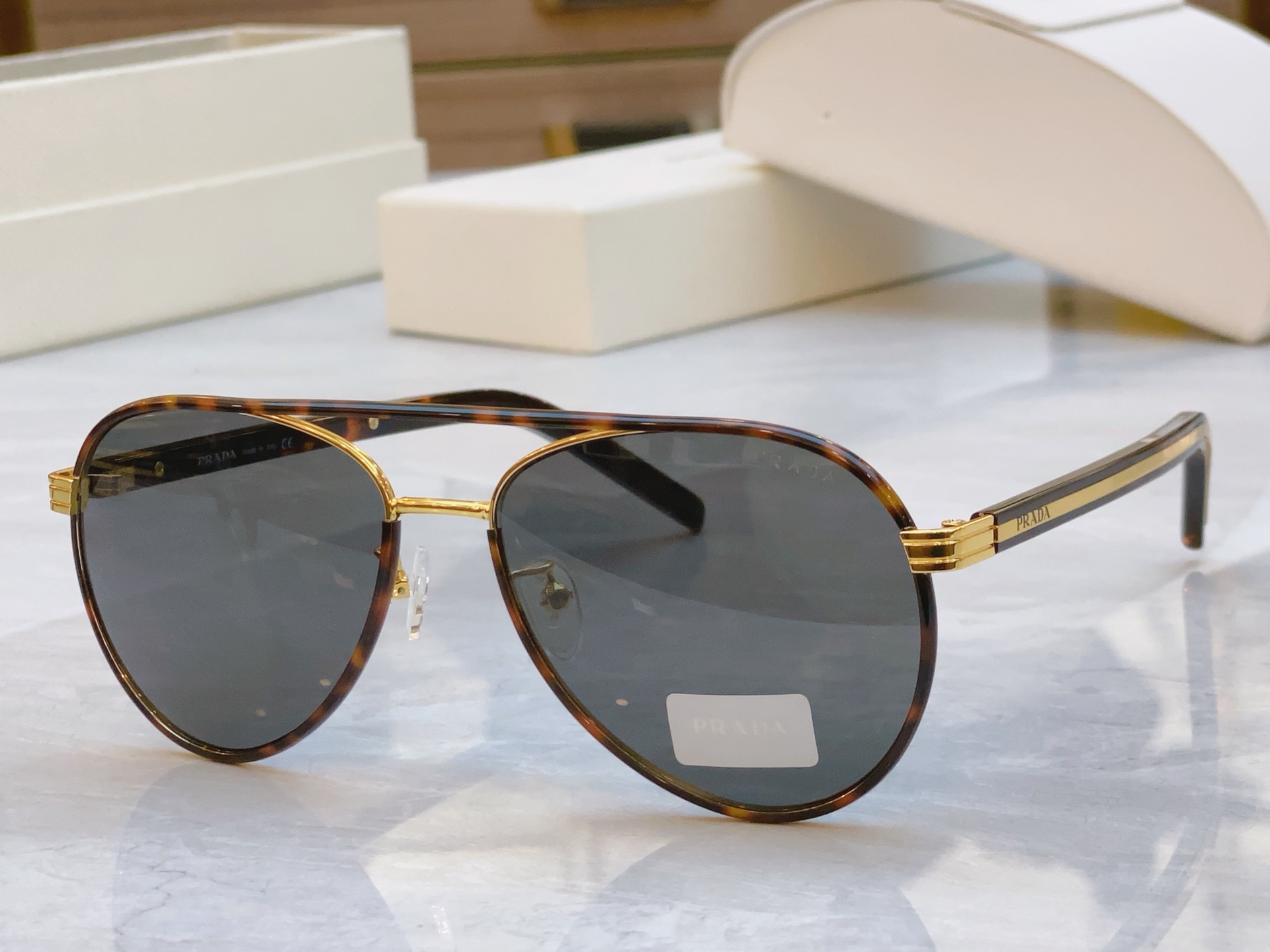 ，【PRAD*】普拉*达新款太阳镜，MODEL：PR B57S，SIZE：58口16-145