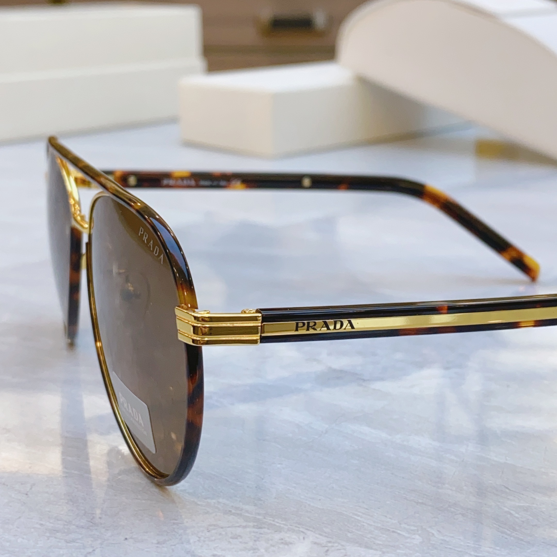 ，【PRAD*】普拉*达新款太阳镜，MODEL：PR B57S，SIZE：58口16-145