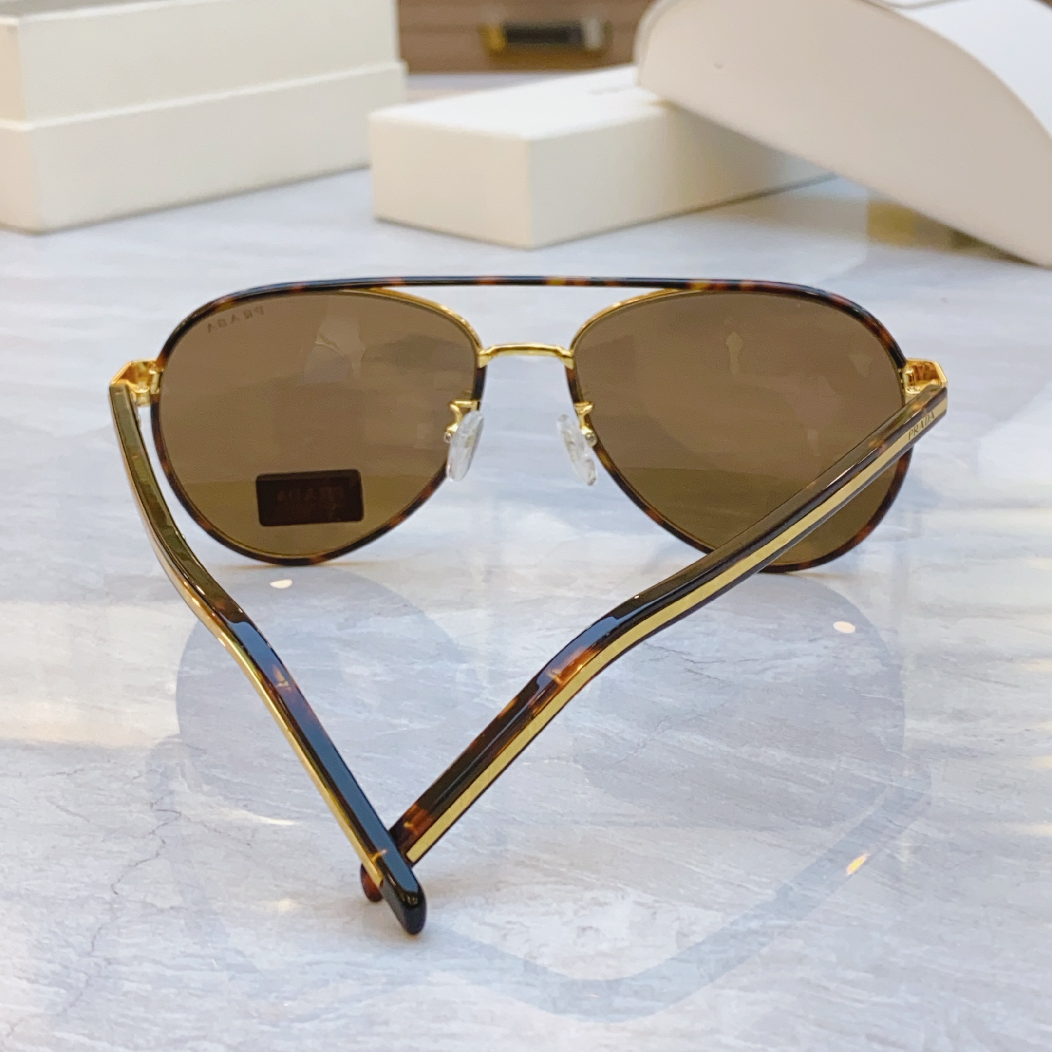 ，【PRAD*】普拉*达新款太阳镜，MODEL：PR B57S，SIZE：58口16-145