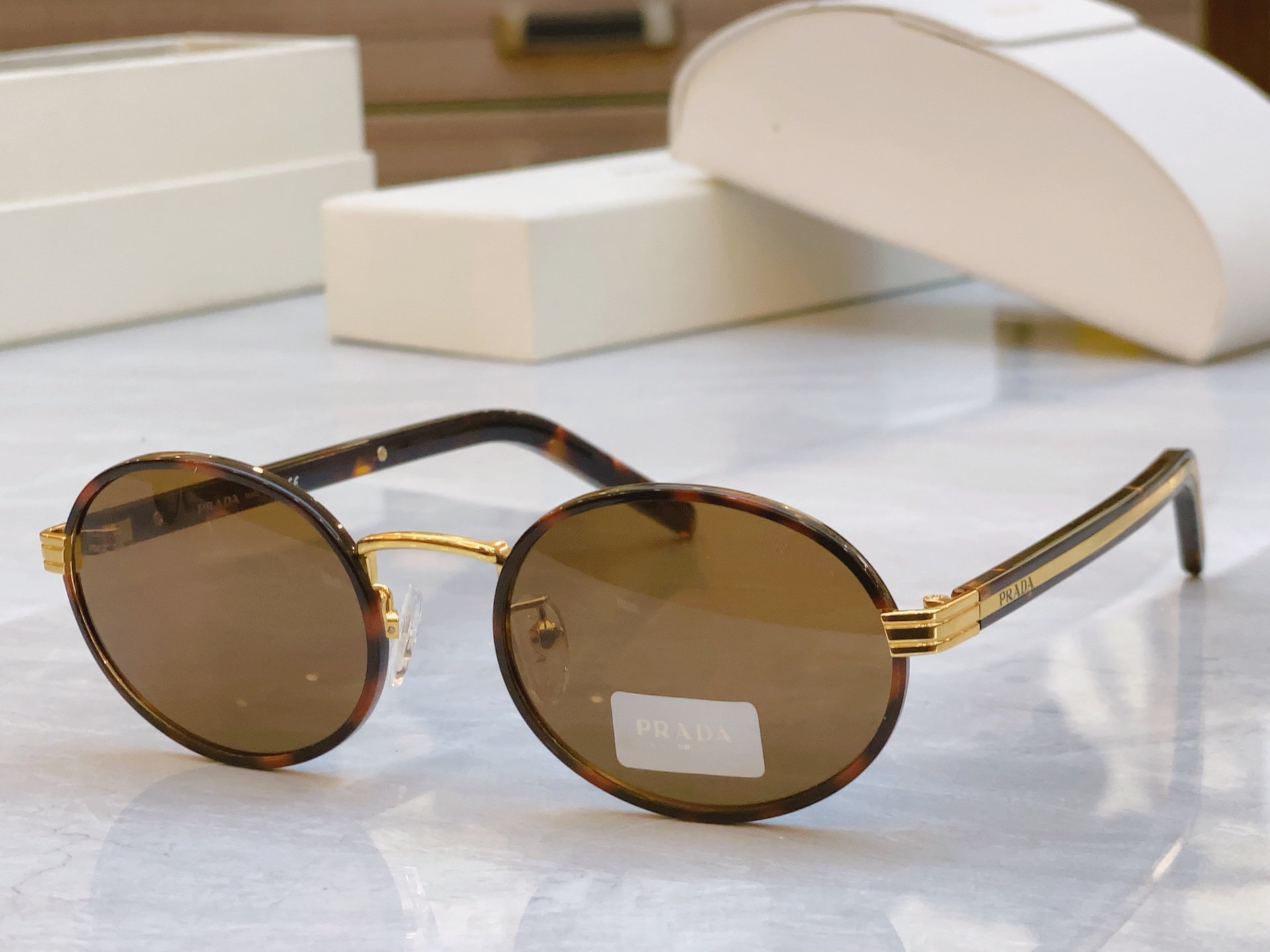 ，【PRAD*】普拉*达新款太阳镜，MODEL：PR B56S，SIZE：52口21-145