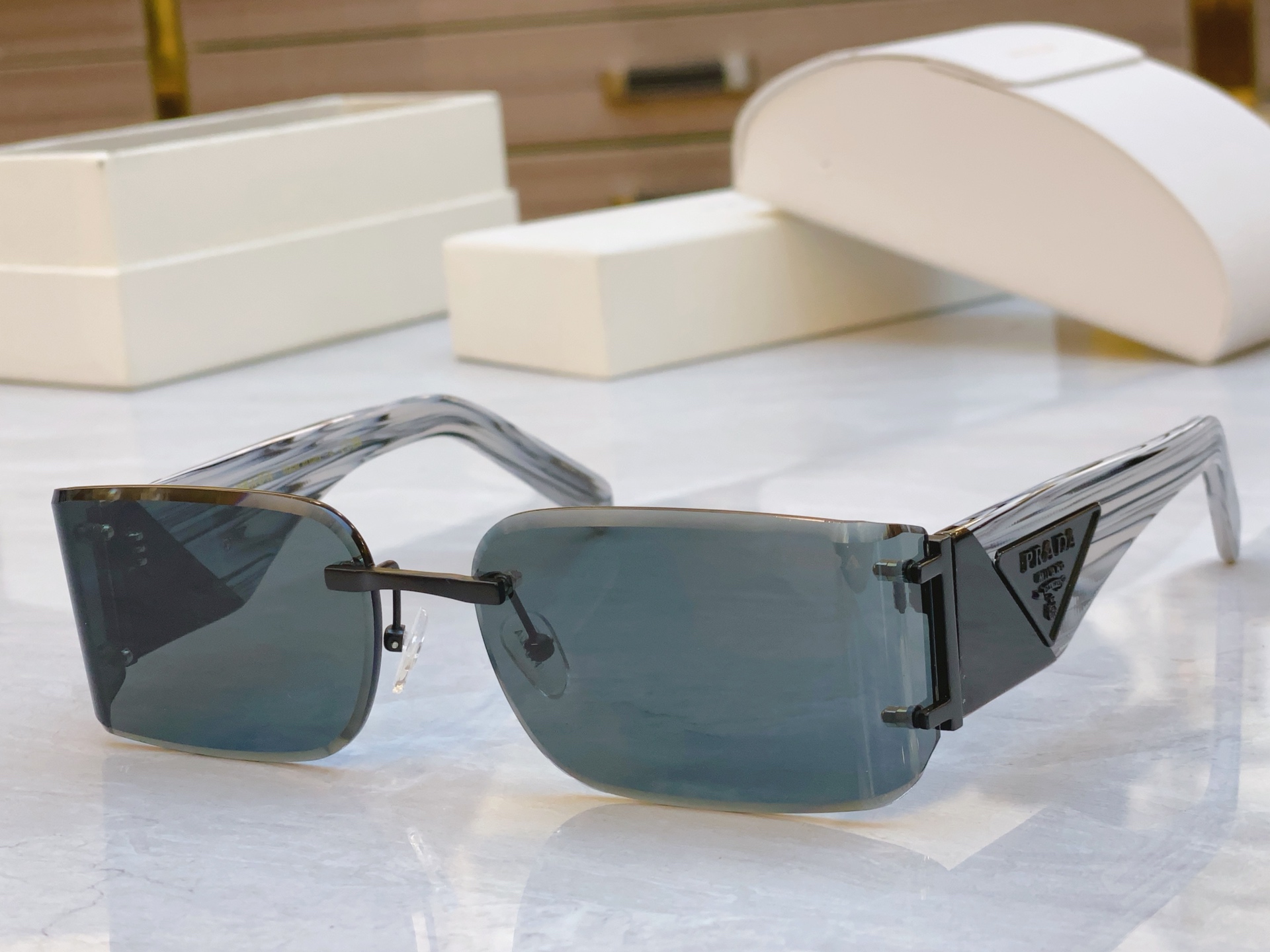 ，【PRAD*】普拉*达新款太阳镜，MODEL：PR 192VS，SIZE：62口17-140