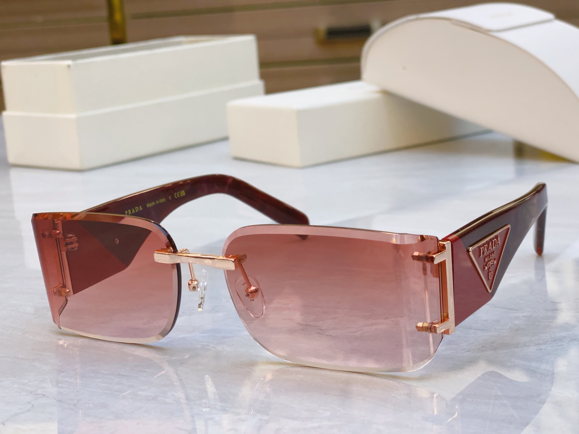 ，【PRAD*】普拉*达新款太阳镜，MODEL：PR 192VS，SIZE：62口17-140
