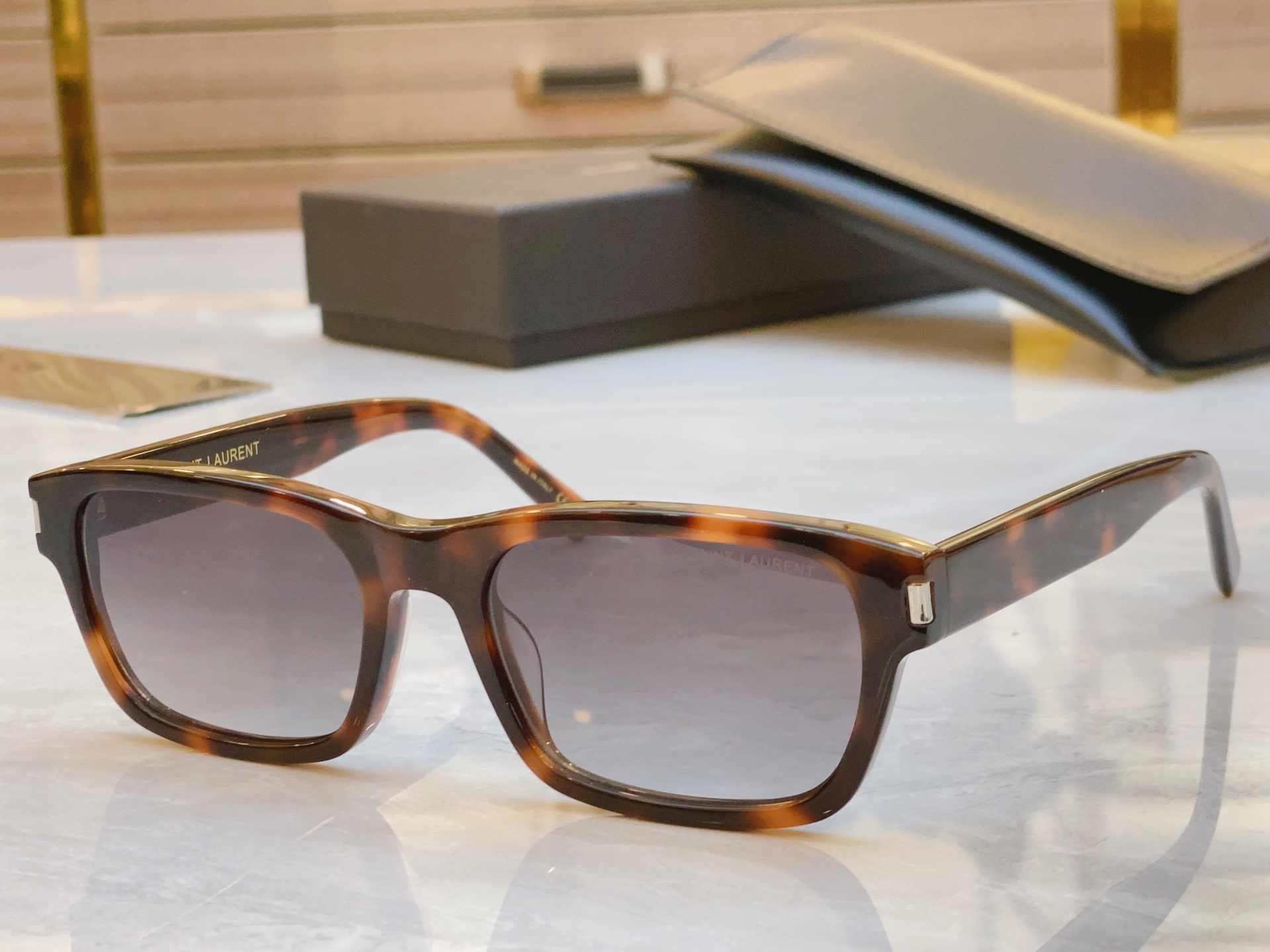 ，【SAINT LAUREN*】圣罗*兰新款太阳镜🕶️🕶️，MODEL：SL662，SIZE：55口19