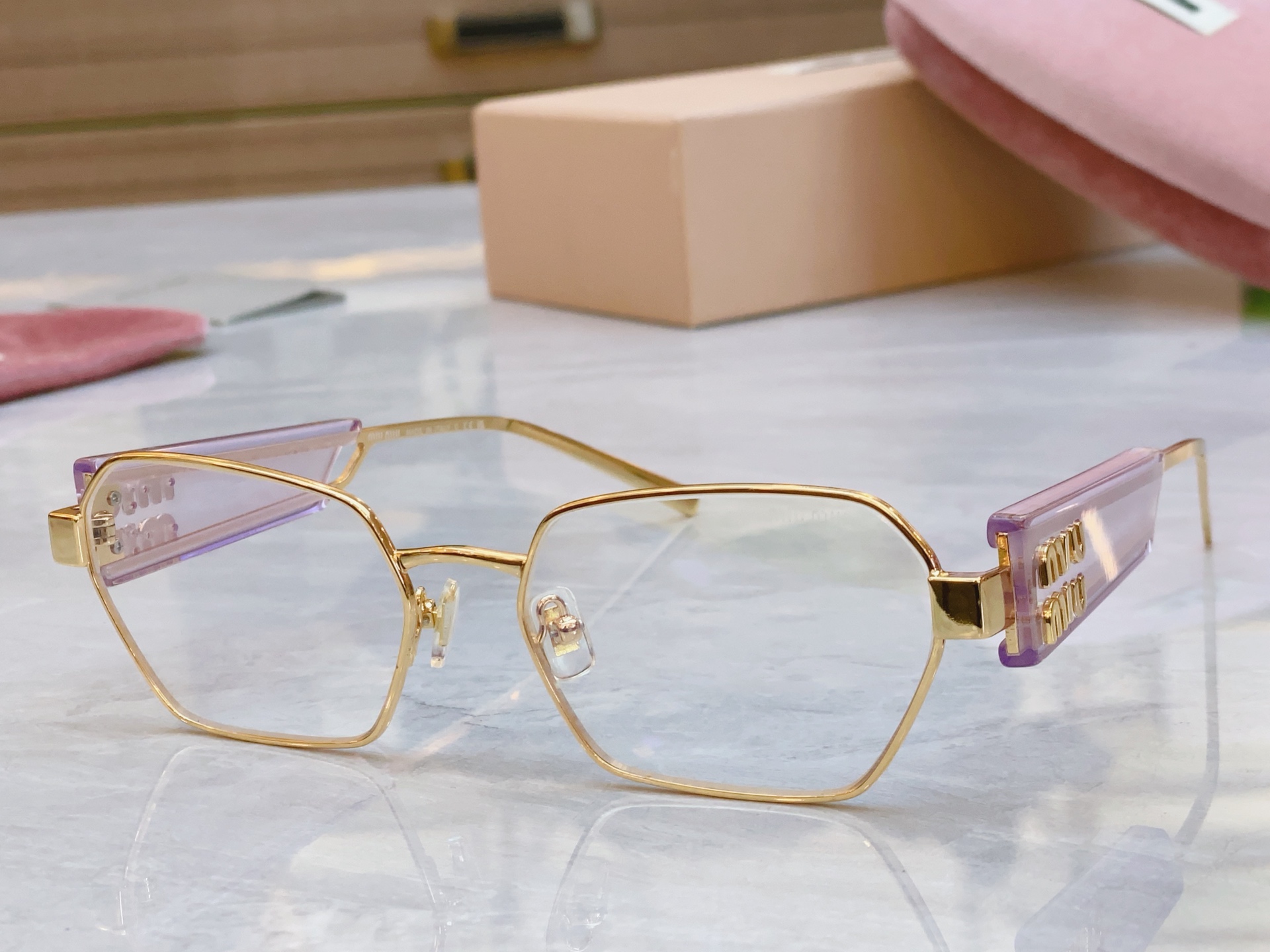 ，【MIUMI*】缪*缪新款眼镜架，Mod：SMU 53W，SIZE58口18-140