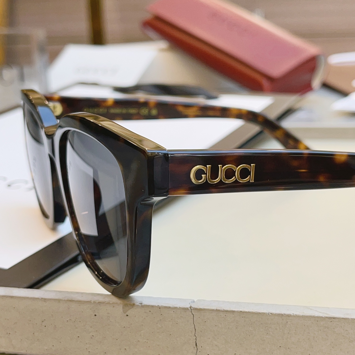 ，【GUCC*】古*驰新款太阳镜，GG1797SK，SIZE55口19-145 L