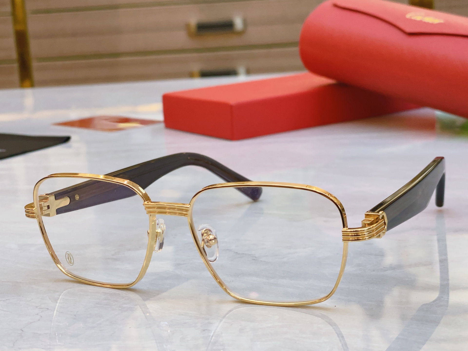 ，【CARTIE*】卡地*亚新款太阳镜，CT0538O ，size55口17-140