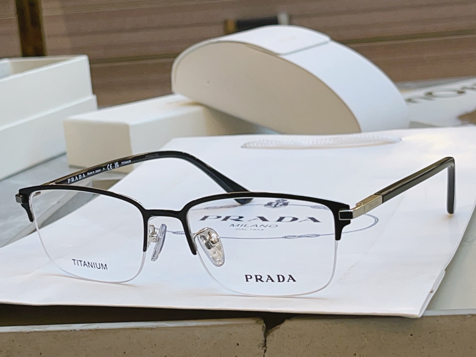 ，【PRAD*】普拉*达新款眼镜架，MODEL：VPR 53Y，SIZE：55口18-145