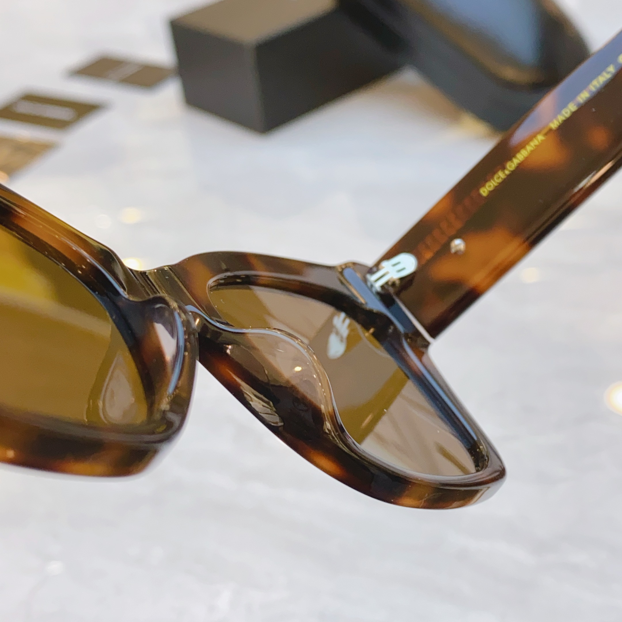 ，【DOLCE & GABBAN*】D*G新款太阳镜，MODEL：DG4478，SIZE：54口20-1