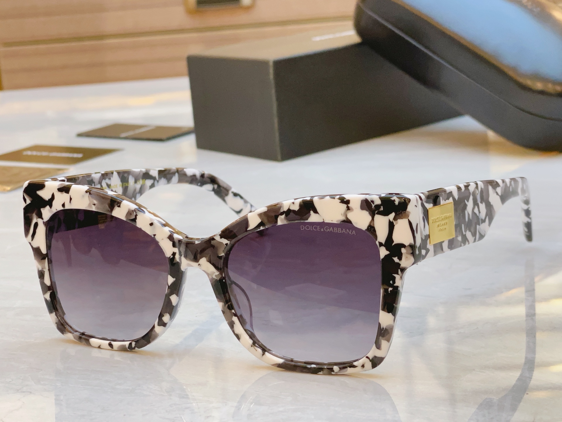 ，【DOLCE & GABBAN*】D*G新款太阳镜，MODEL：DG4478，SIZE：54口20-1