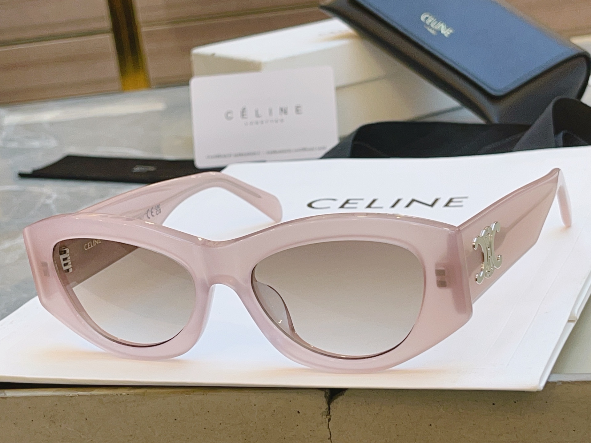 ，【CELIN*】赛*琳新款太阳镜， MODELCL40308U ，高版本✨，SIZE 55口18-14
