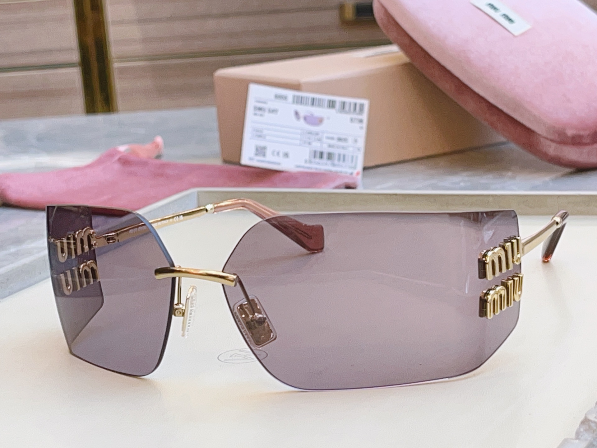 ，【MIUMI*】缪*缪新款太阳镜🕶️，Mod:SMU 54Y，高版本✨SIZE:80口14-110