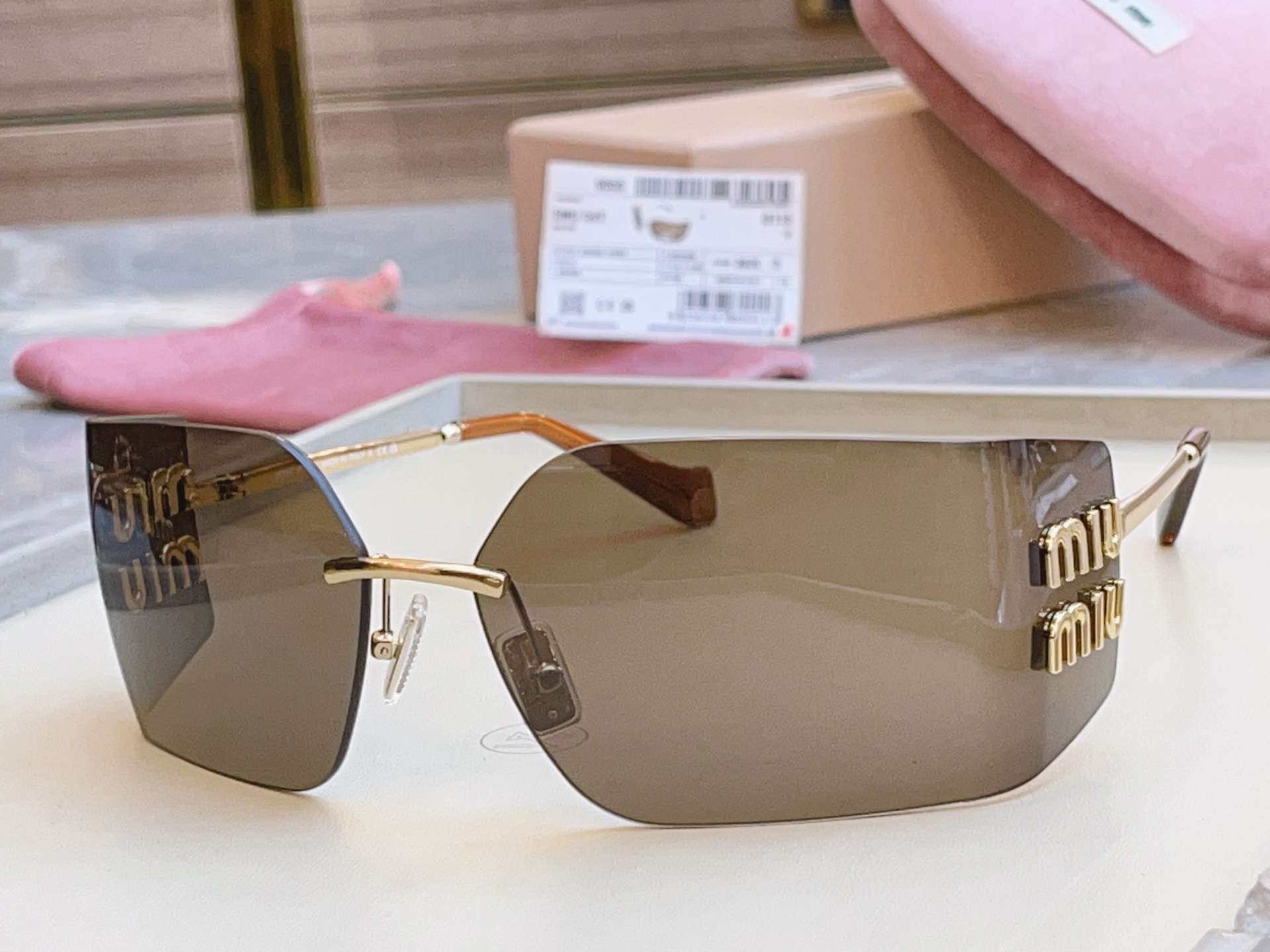 ，【MIUMI*】缪*缪新款太阳镜🕶️，Mod:SMU 54Y，高版本✨SIZE:80口14-110
