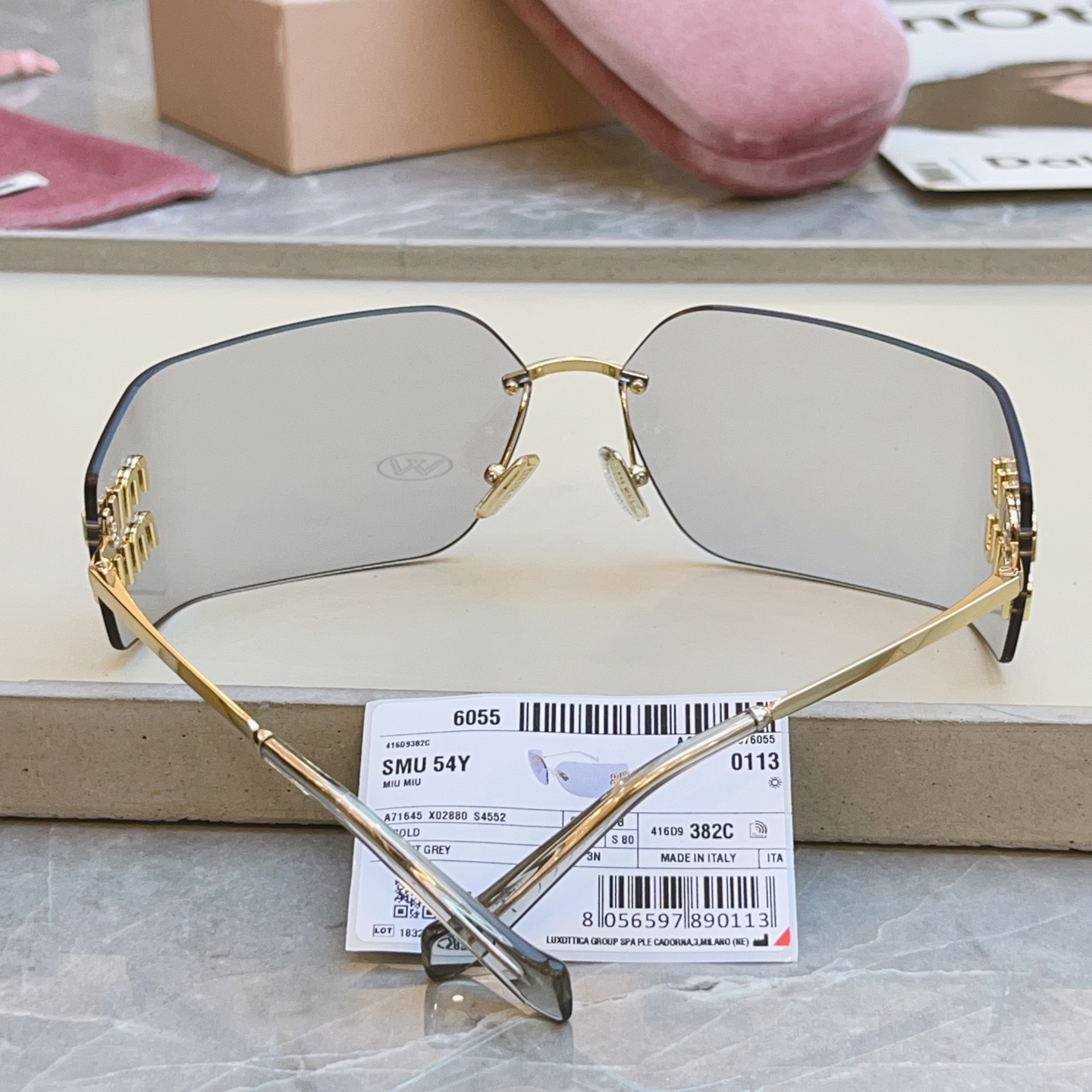 ，【MIUMI*】缪*缪新款太阳镜🕶️，Mod:SMU 54Y，高版本✨SIZE:80口14-110