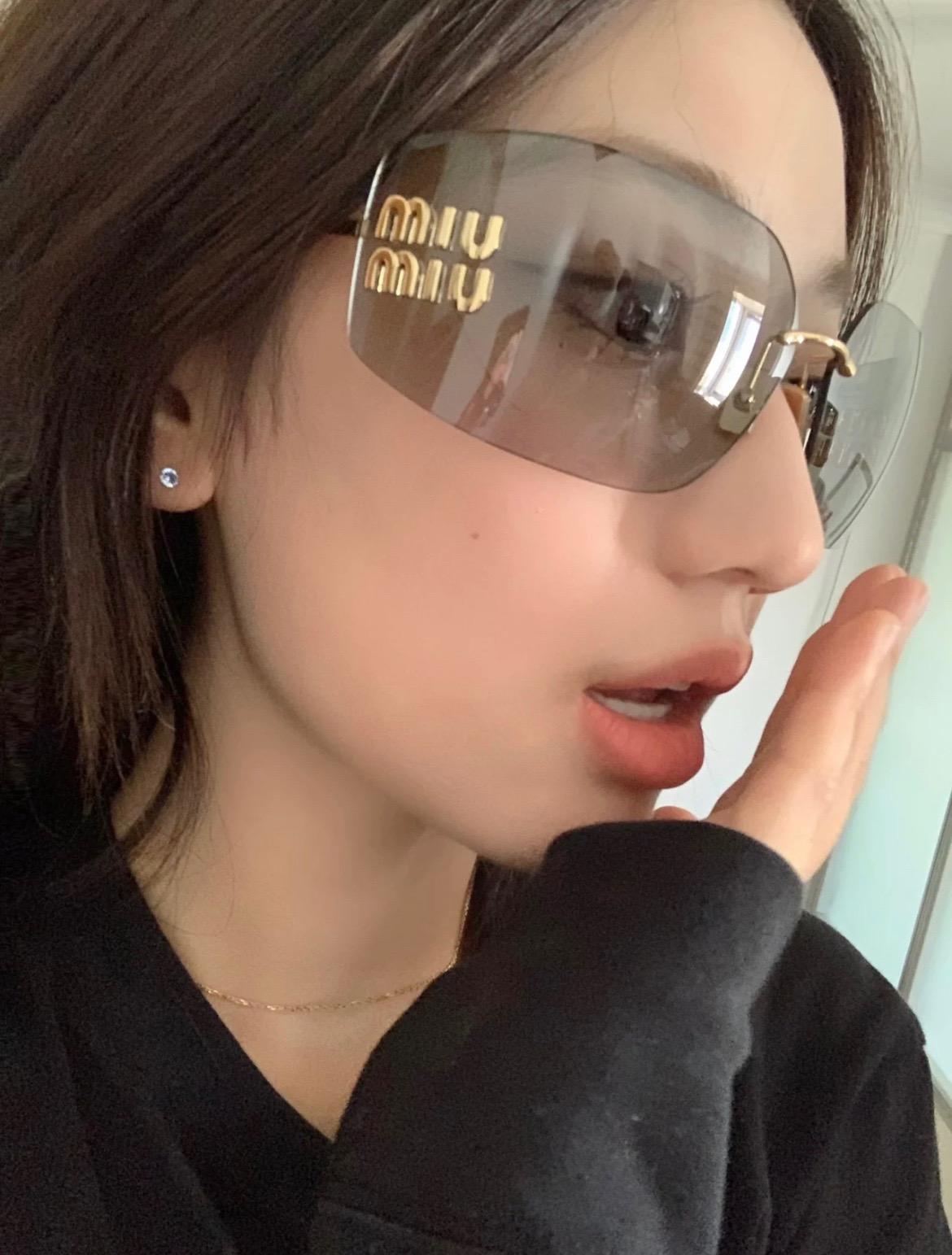 ，【MIUMI*】缪*缪新款太阳镜🕶️，Mod:SMU 54Y，高版本✨SIZE:80口14-110