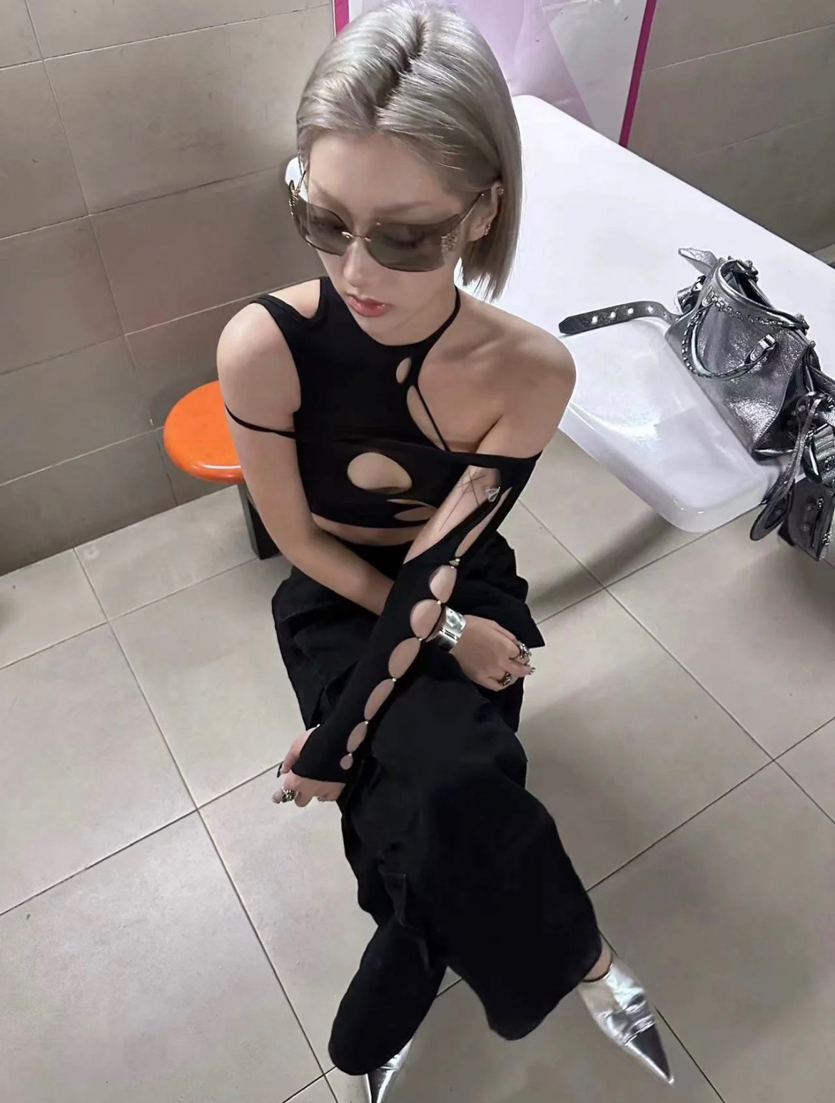 ，【MIUMI*】缪*缪新款太阳镜🕶️，Mod:SMU 54Y，高版本✨SIZE:80口14-110