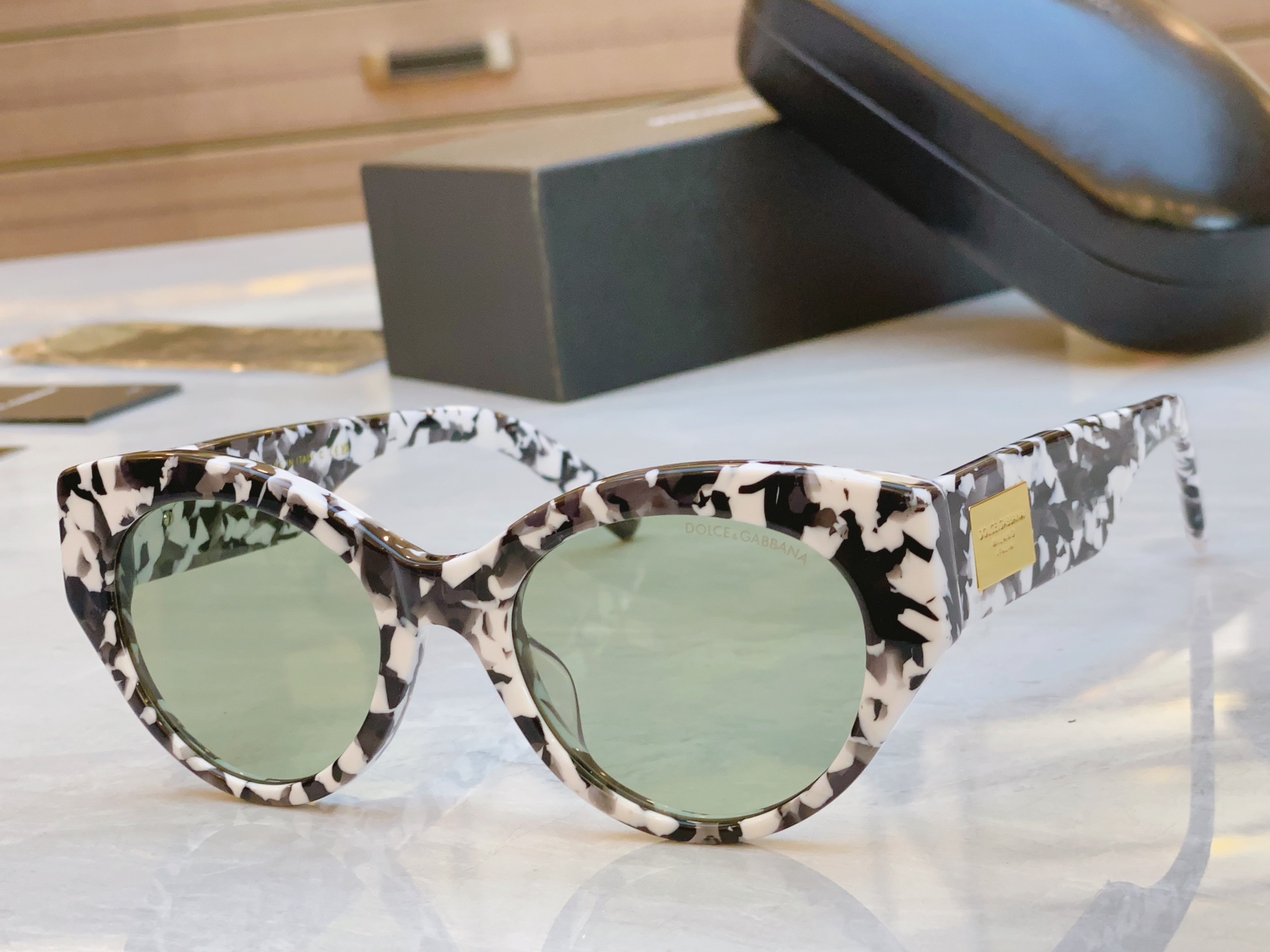 ，【DOLCE & GABBAN*】D*G新款太阳镜，MODEL：DG4480，SIZE：52口21-1