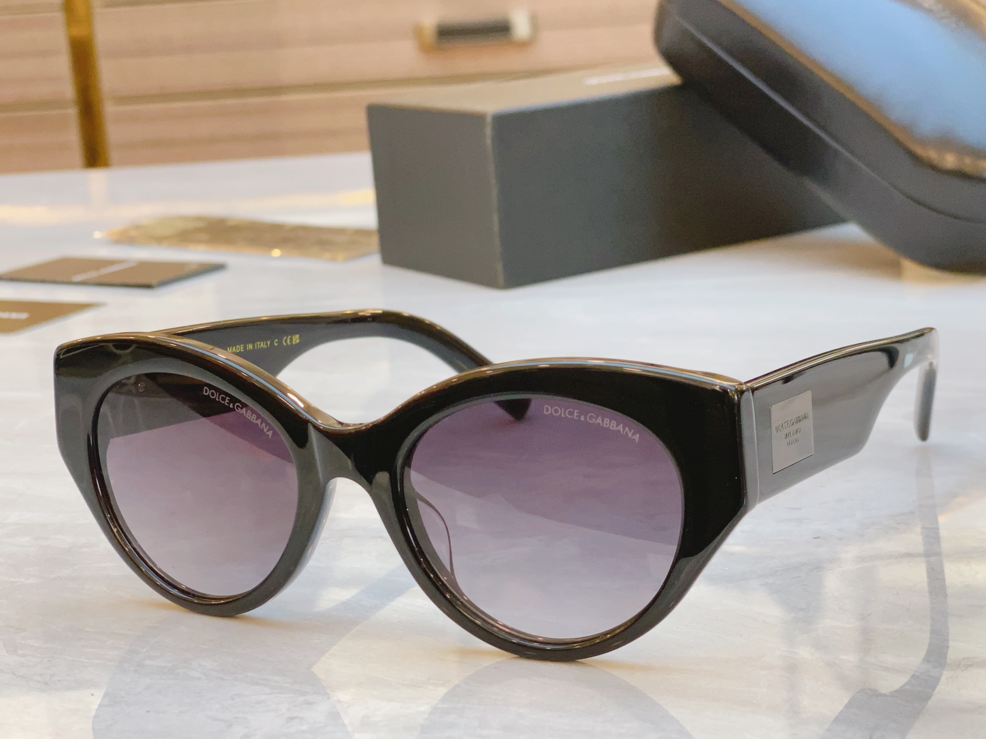，【DOLCE & GABBAN*】D*G新款太阳镜，MODEL：DG4480，SIZE：52口21-1