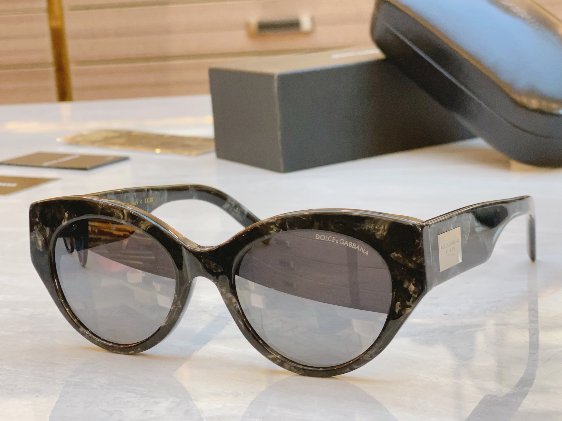 ，【DOLCE & GABBAN*】D*G新款太阳镜，MODEL：DG4480，SIZE：52口21-1