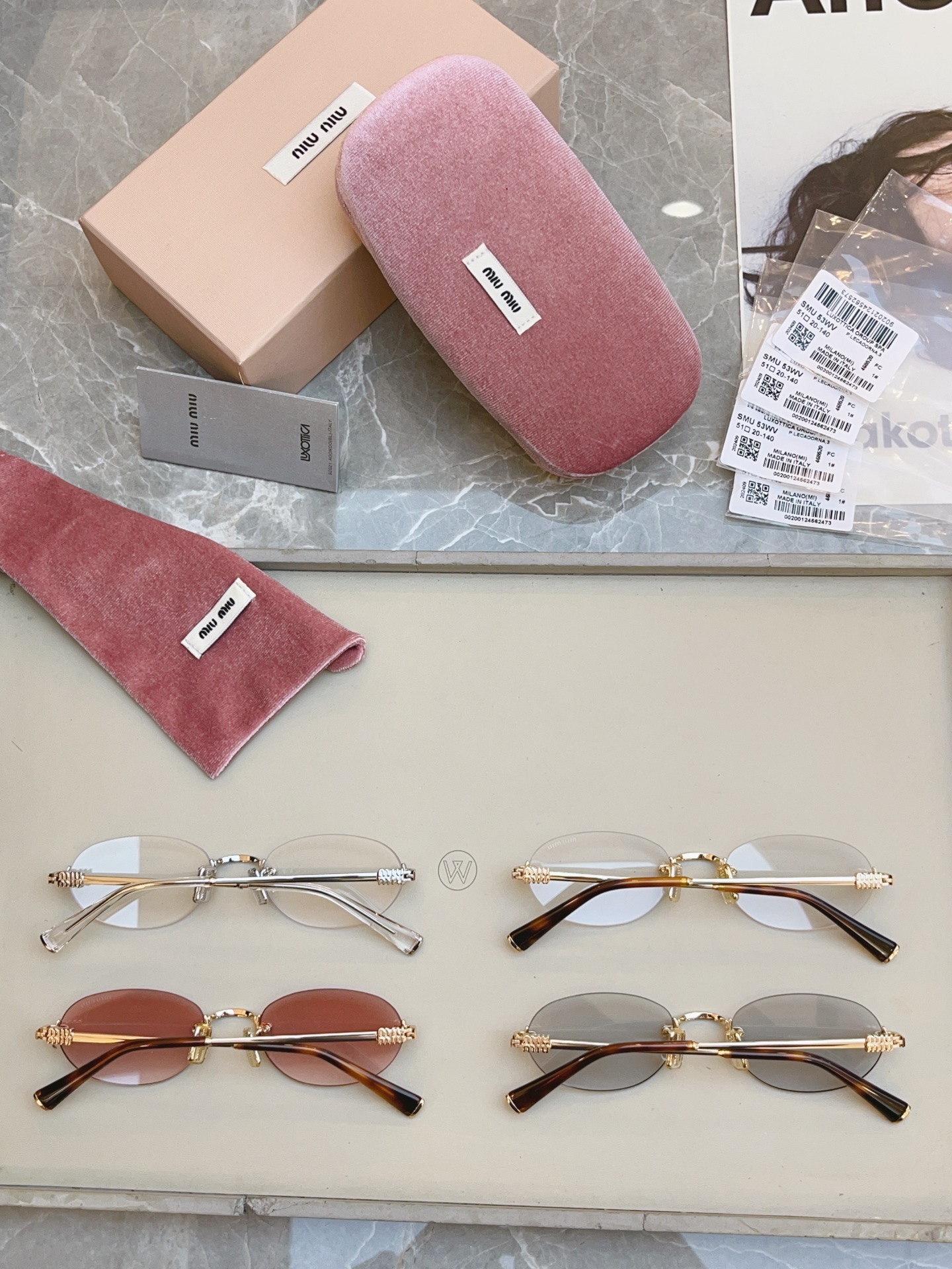 ，【MIUMI*】缪*缪新款太阳镜🕶️，ModSMU A54，SIZE51-20-140
