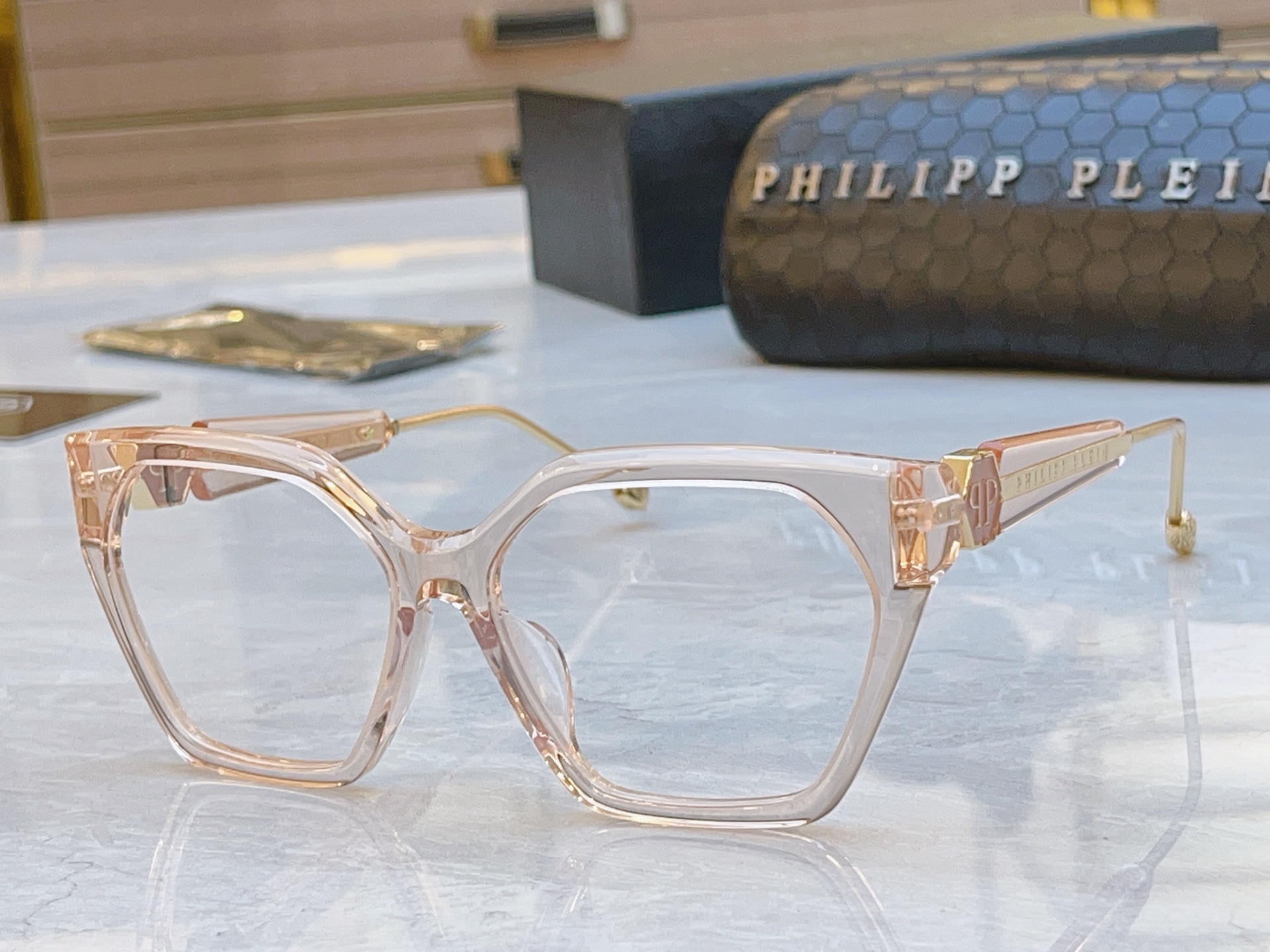 ，【PhiliPP Plei*】新款眼镜架，
Mod：VPS，Size：57口15-140