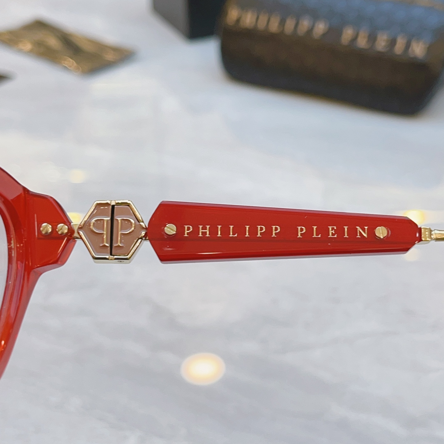 ，【PhiliPP Plei*】新款眼镜架，
Mod：VPS，Size：55口18-140