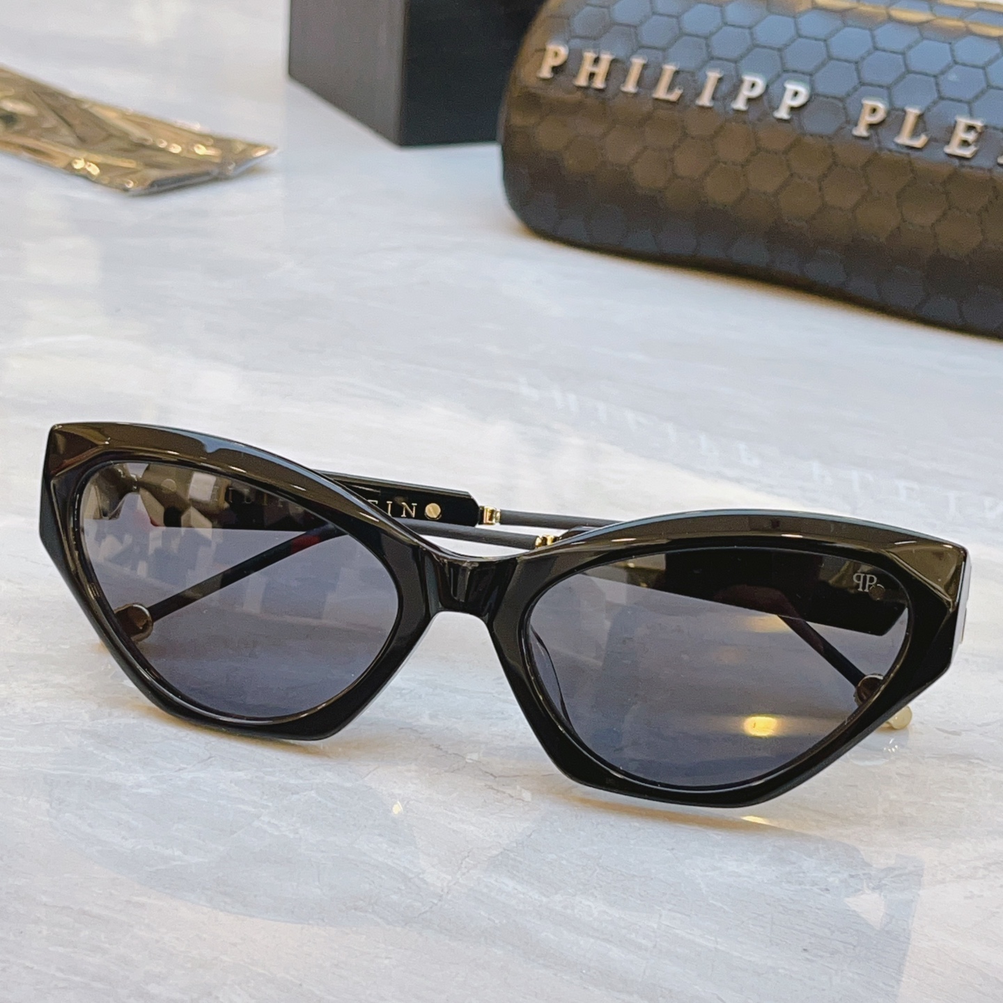 ，【PhiliPP Plei*】新款太阳镜，
Mod：VPS，Size：55口18-140